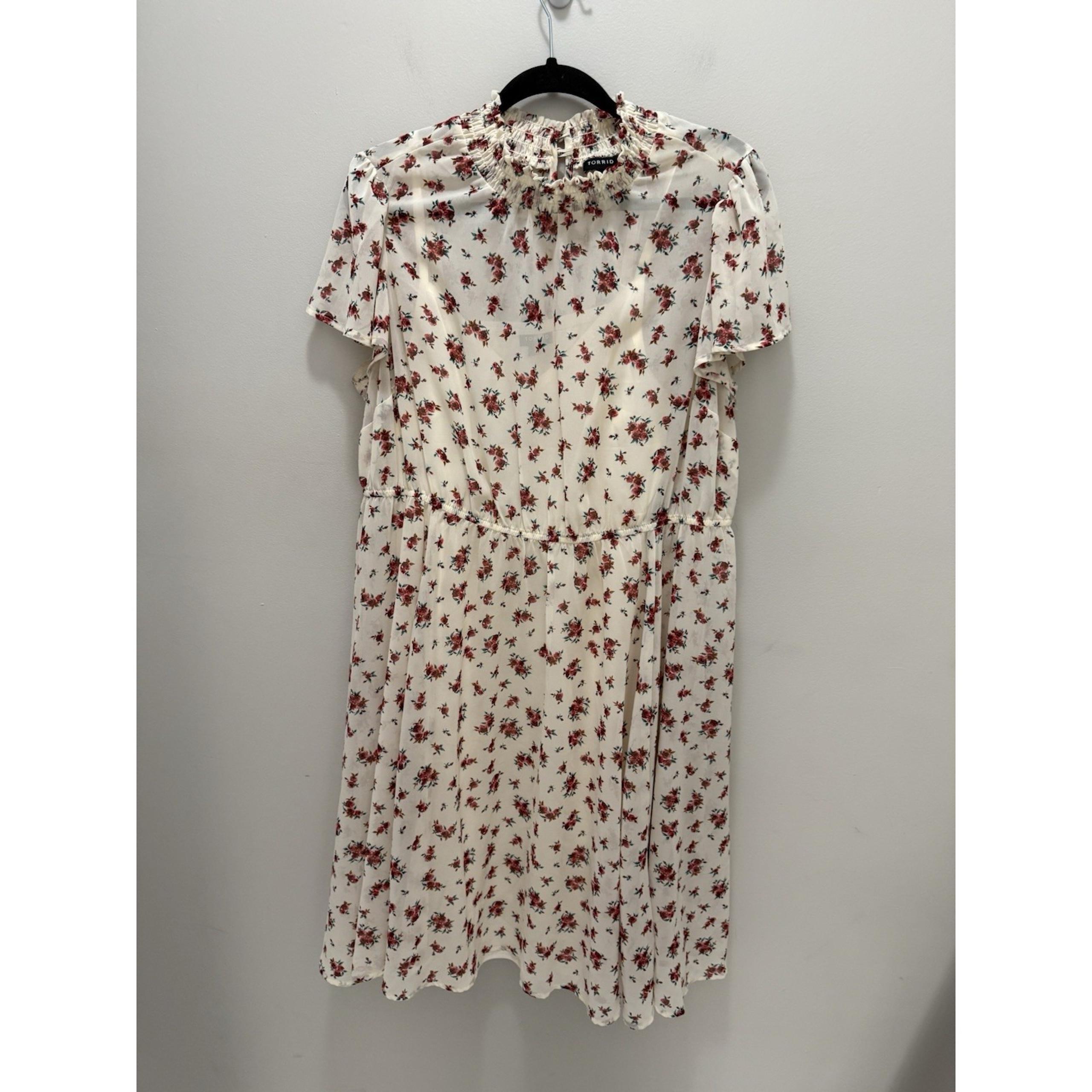 Torrid Ivory Floral Smocked Neck Midi Dress – Size 2 (2X)