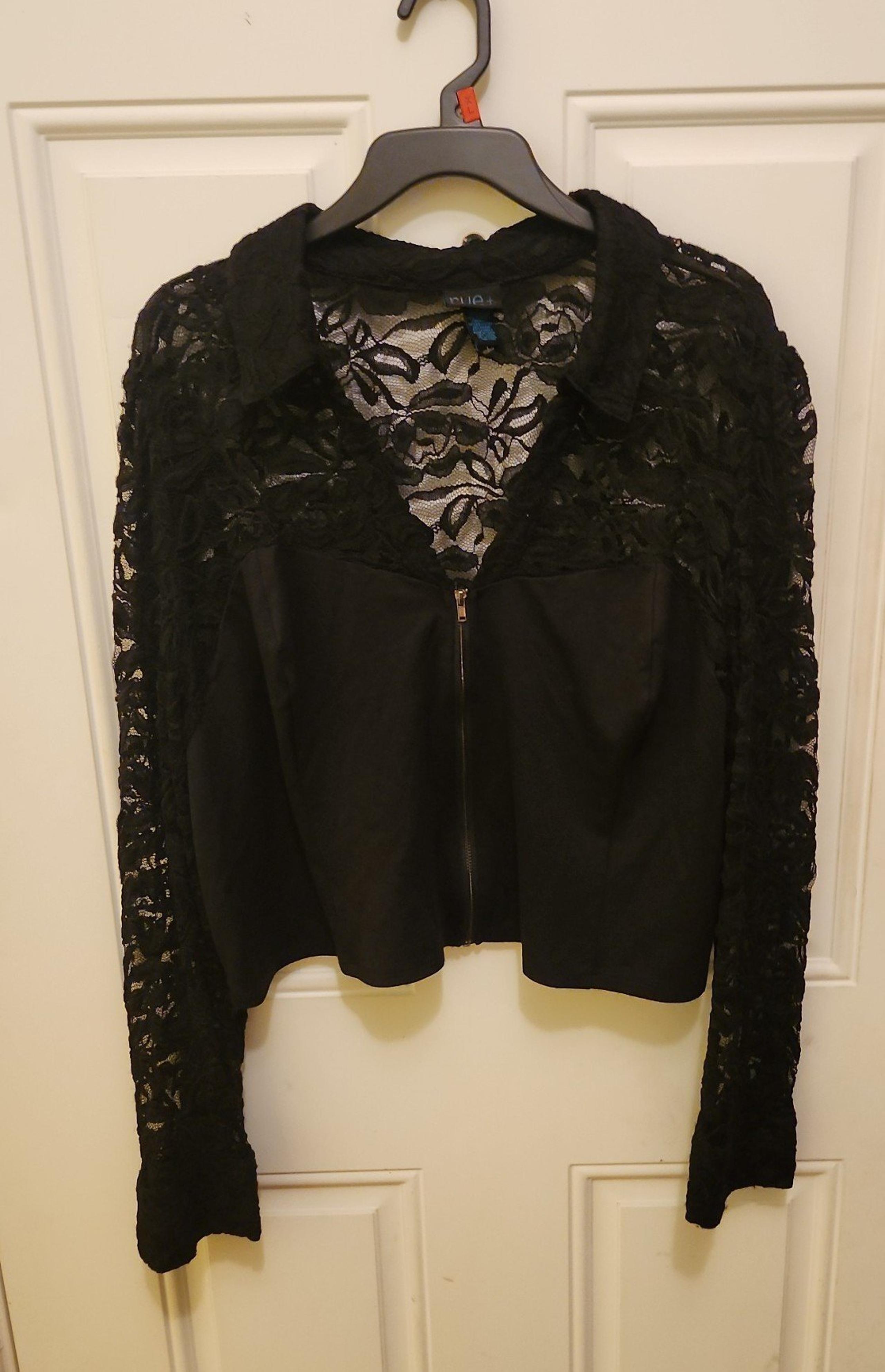 Plus size Women's Lace Shirt
