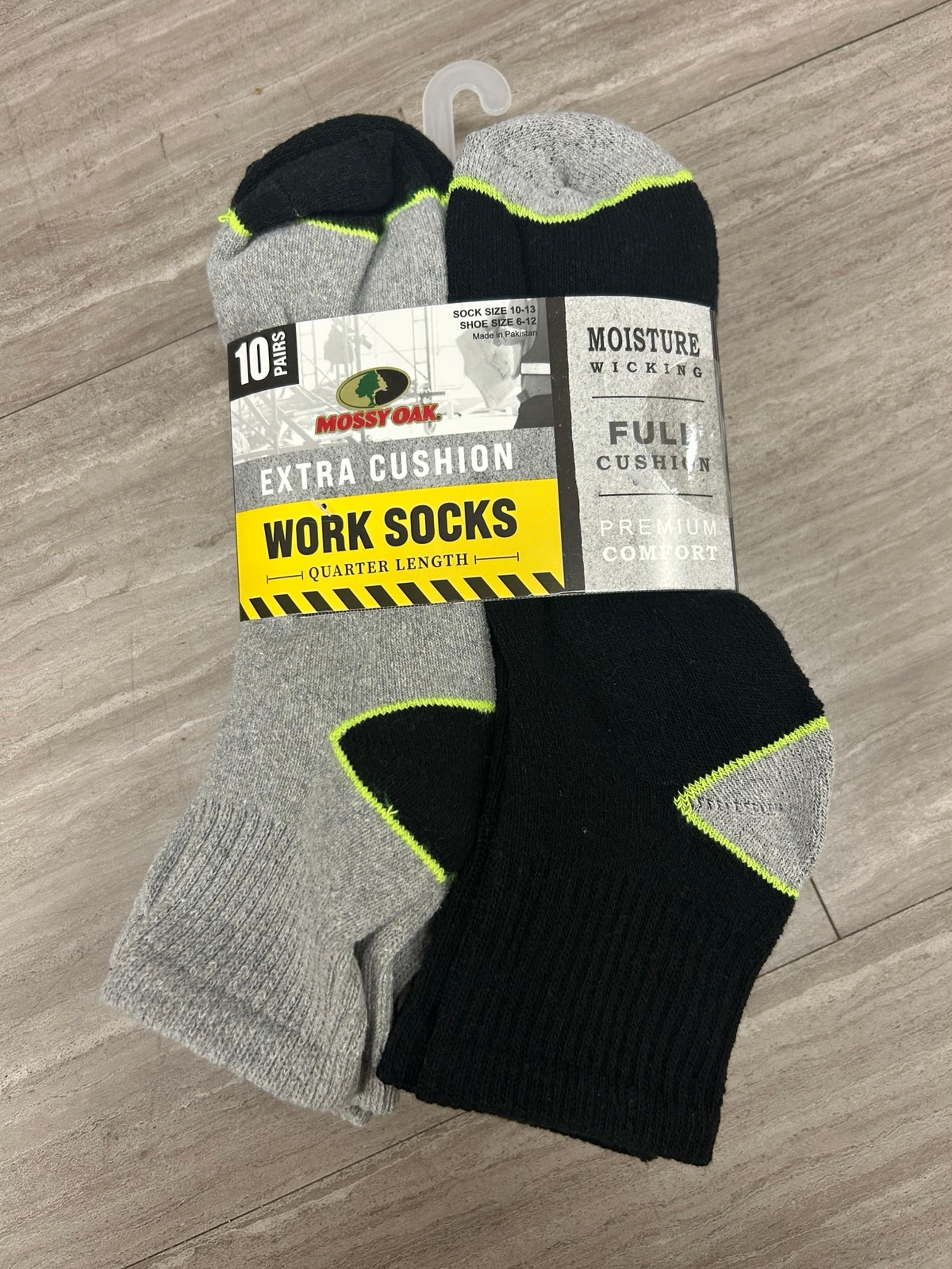 NWT Mossy oak men’s extra cushion quarter length work socks 10 pairs