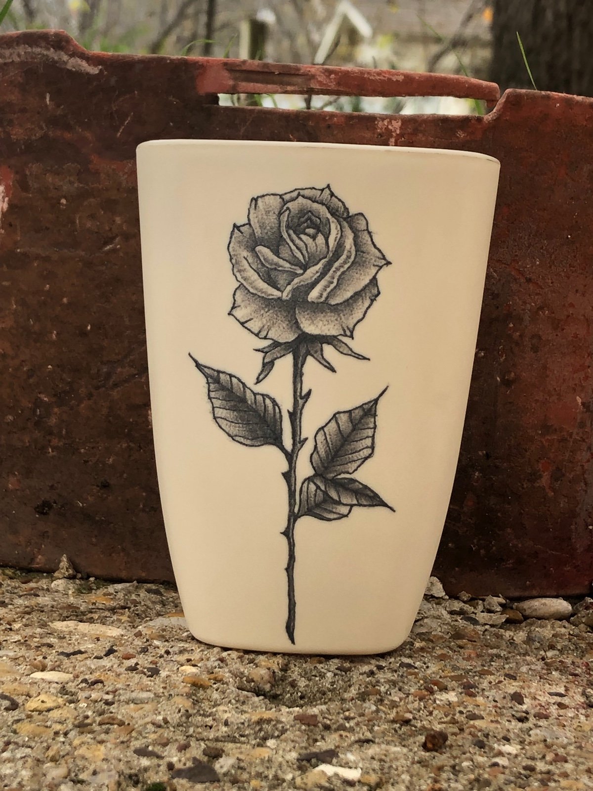 Tattoo cup