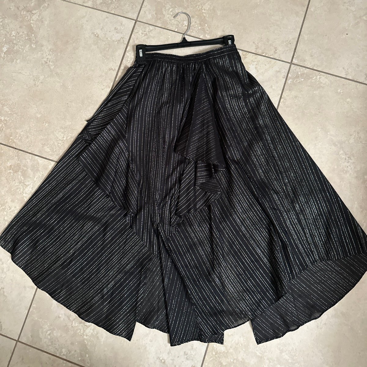 BCBG skirt