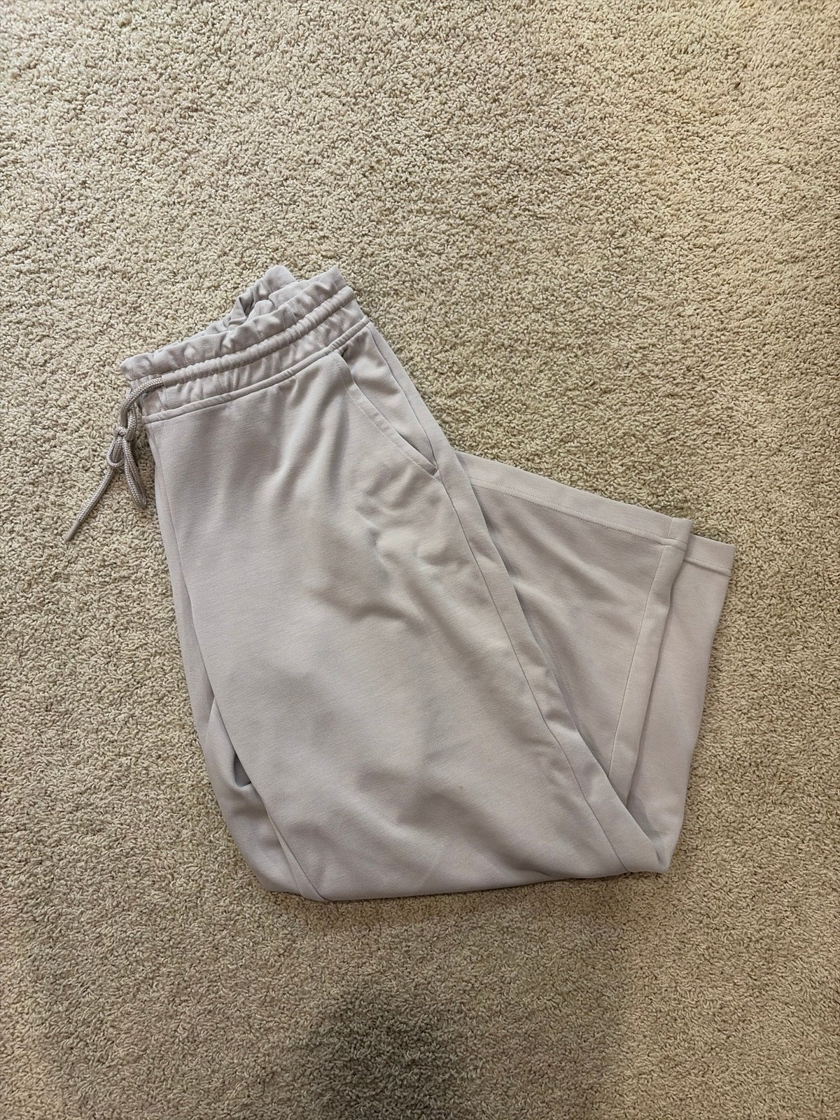 Athleta Seasoft Crop Pant