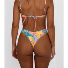 Skatie• ‘Suzanne’ Bikini Bottoms in BANZAI