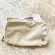 NWT Lululemon Everywhere Belt Bag in White Opal