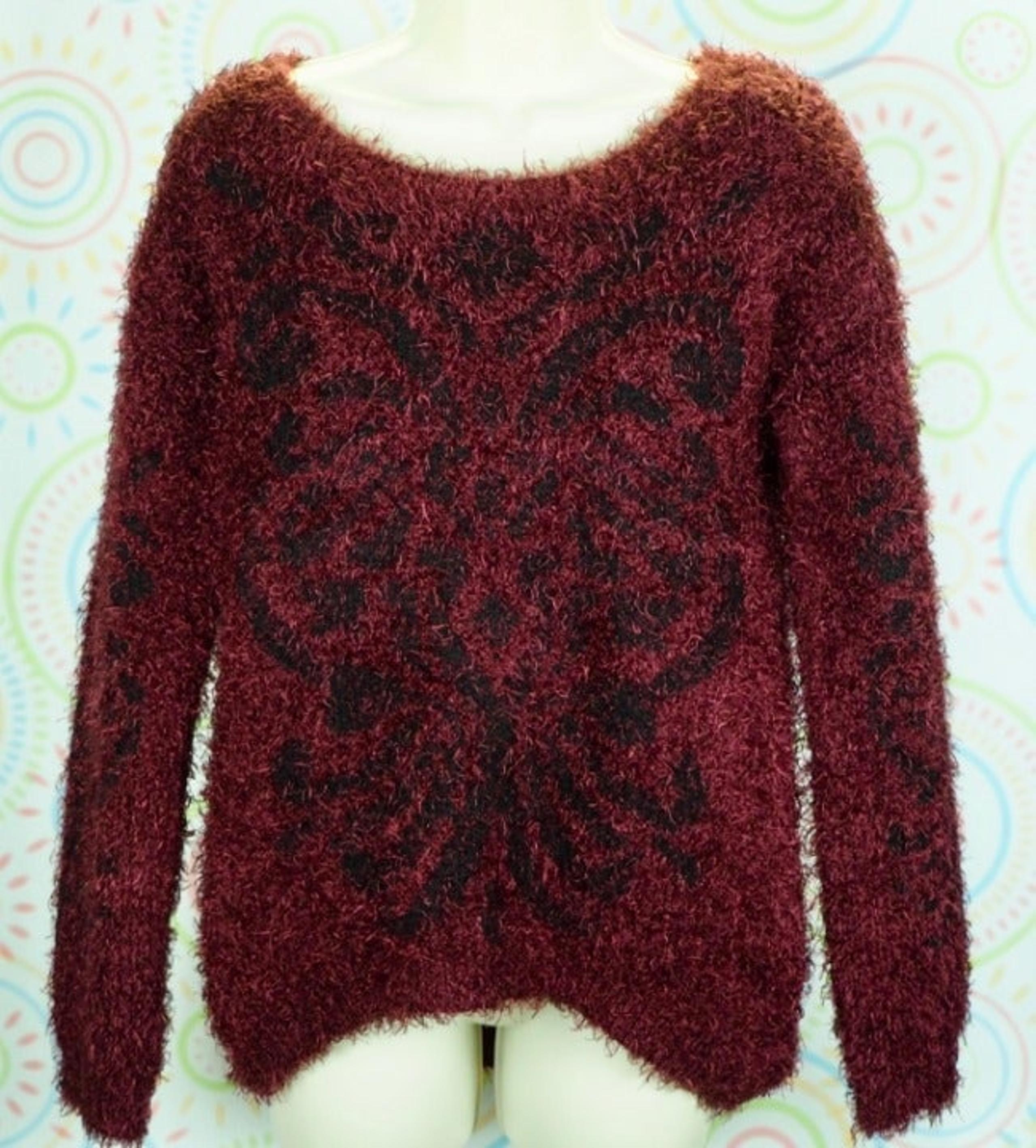 New Women's Fuzzy Red Sweater Size Small
