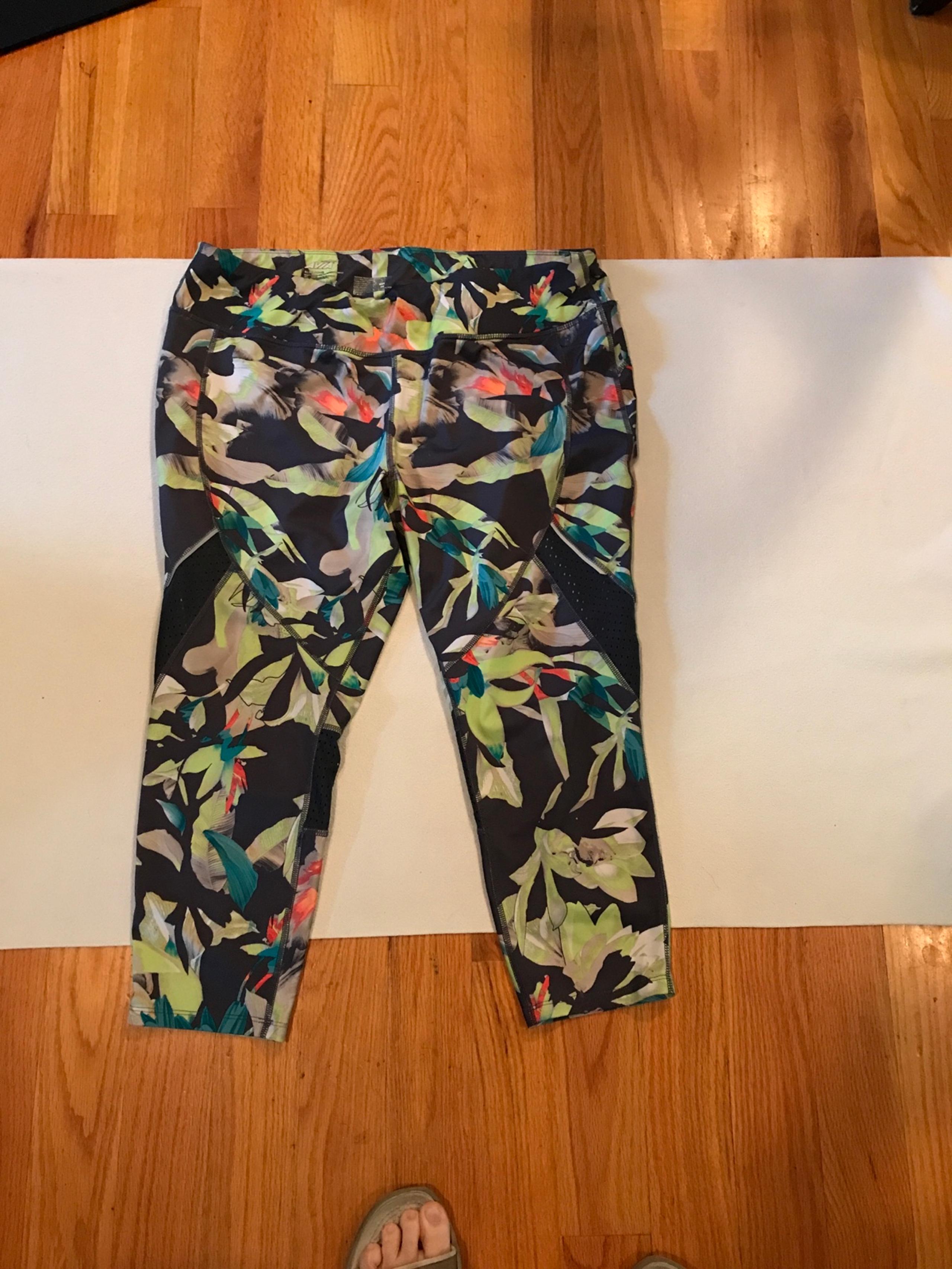 Leggings Avia XL Capri workout Pants