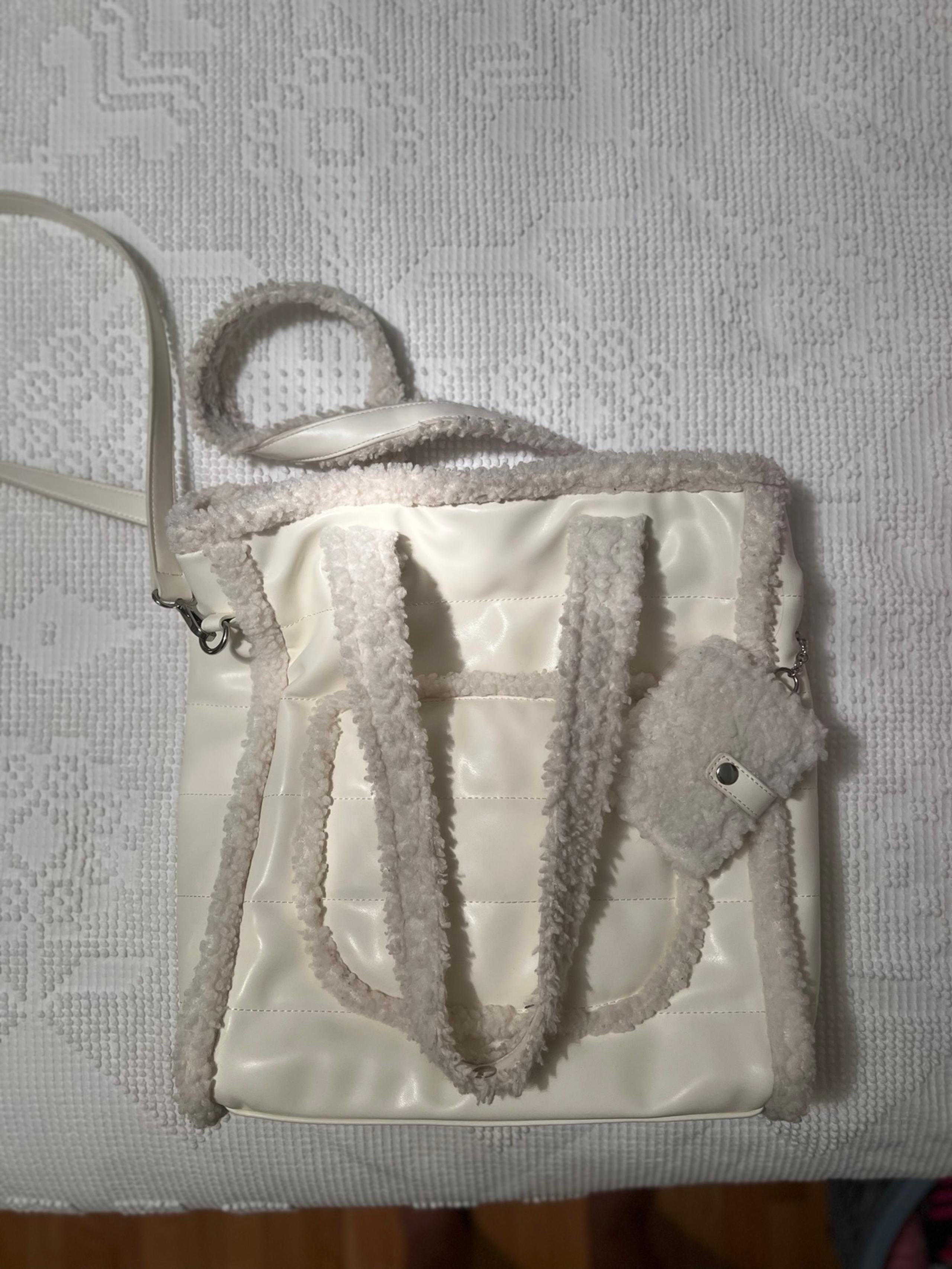 White Sherpa bag
