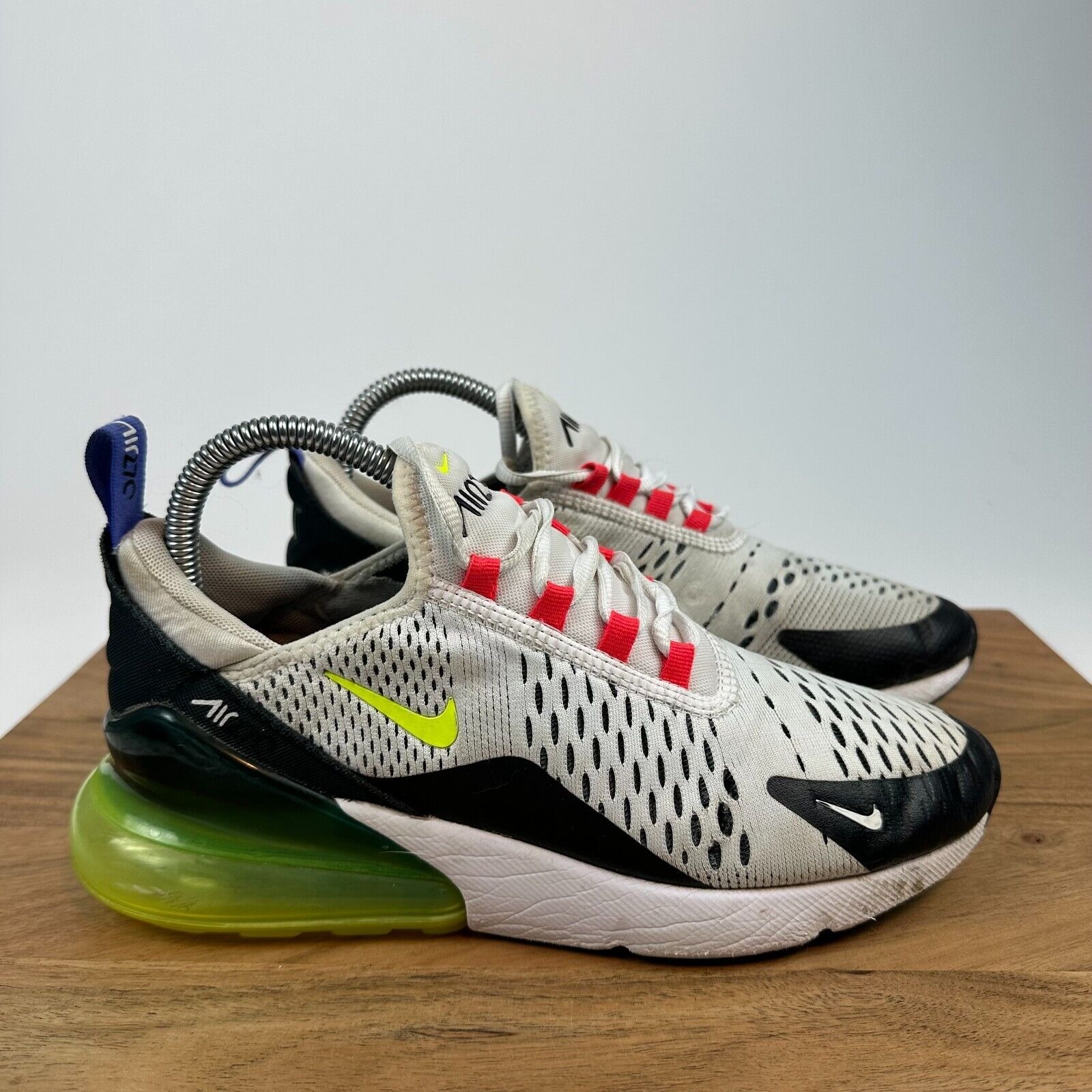Womens Nike Air Max 270 White Volt Athletic Running Shoes Sneakers Size 7.5 M