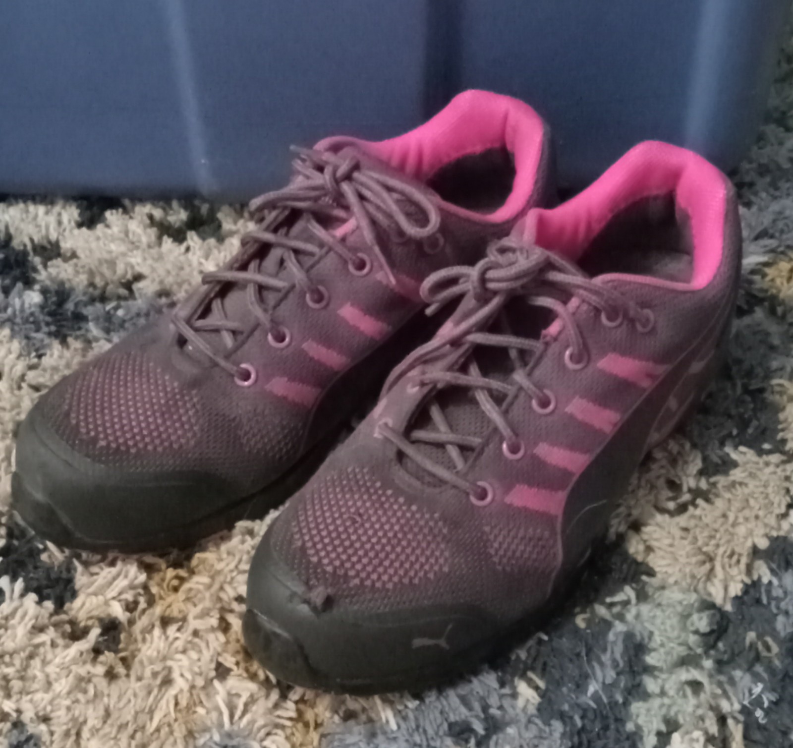 Womens Puma 642915 pink safety shoe size 9.5