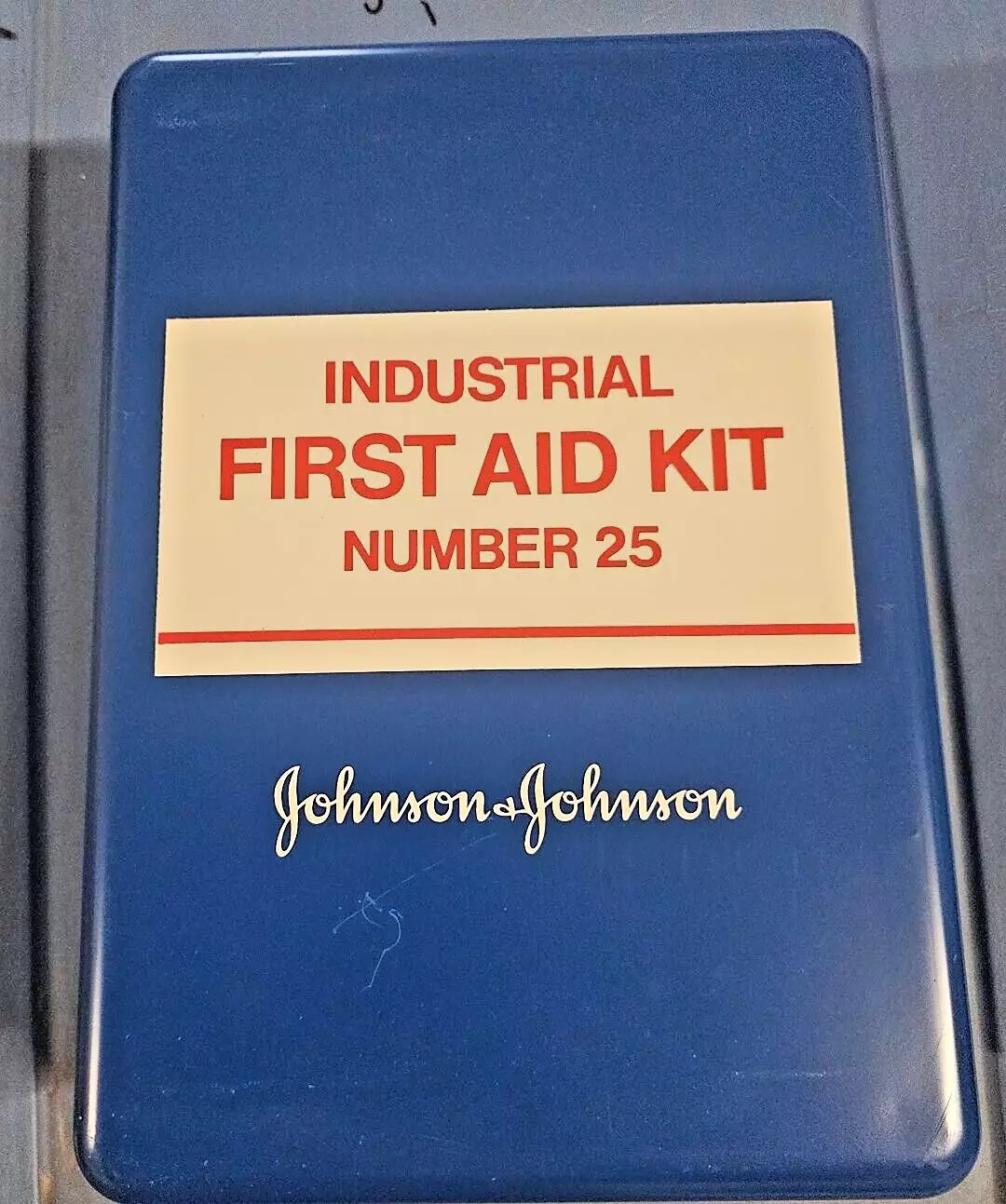 Johnson&Johnson Vintage first aid kit heavy waterproof box #25 (No Supplies)