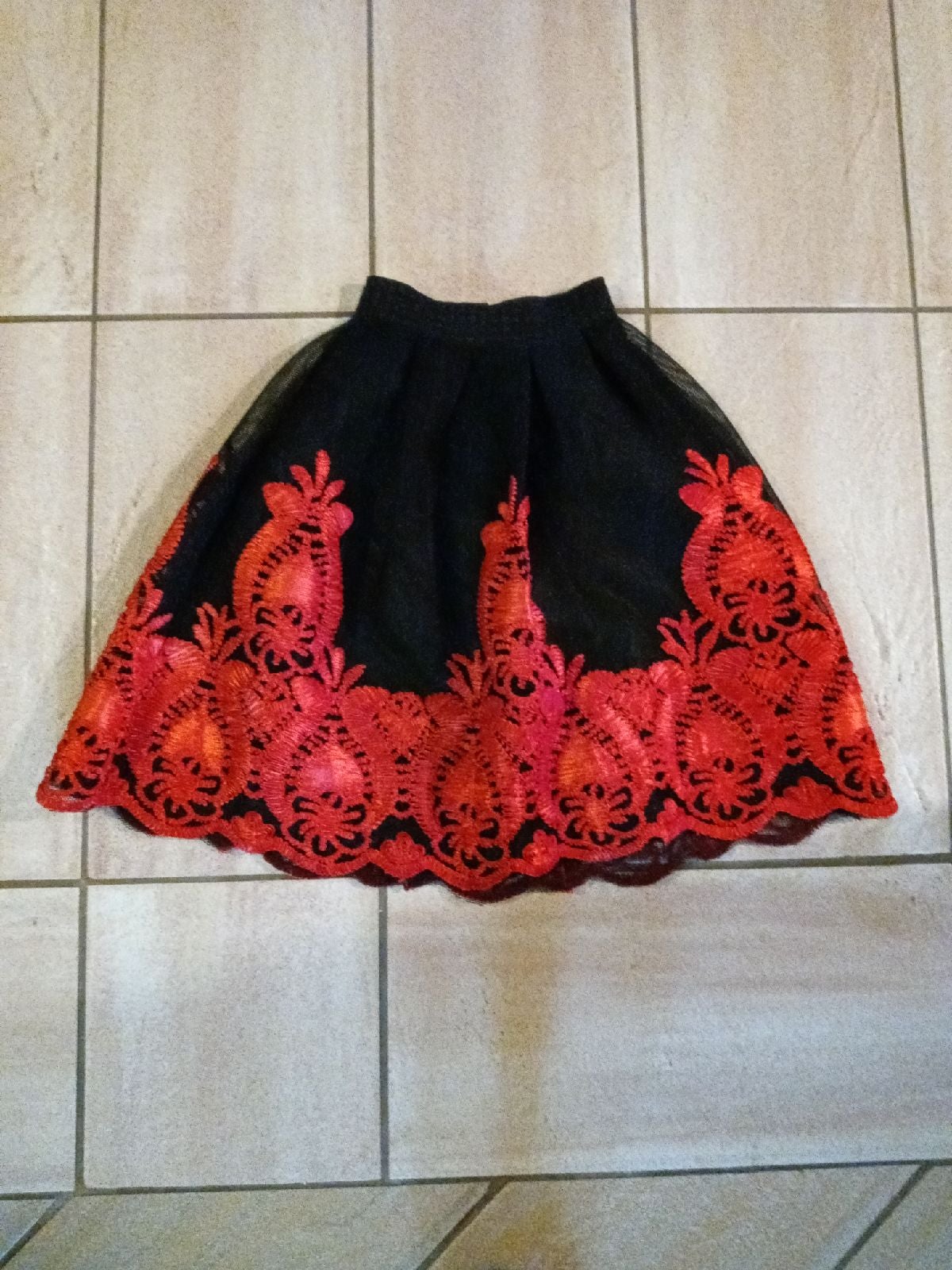 Black and red mesh puff boutique Skirt