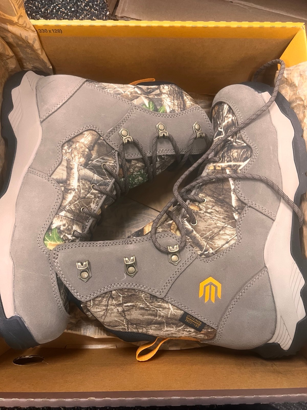 Lacrosse shoes