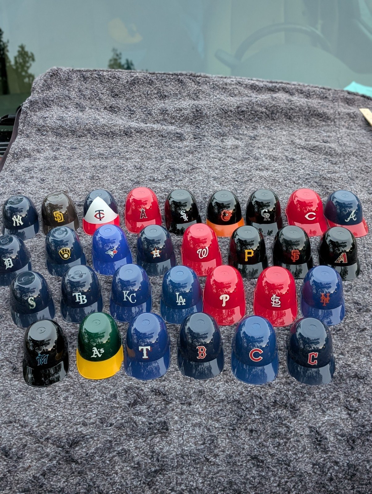 Lot of 30 new mini MLB 5 helmets