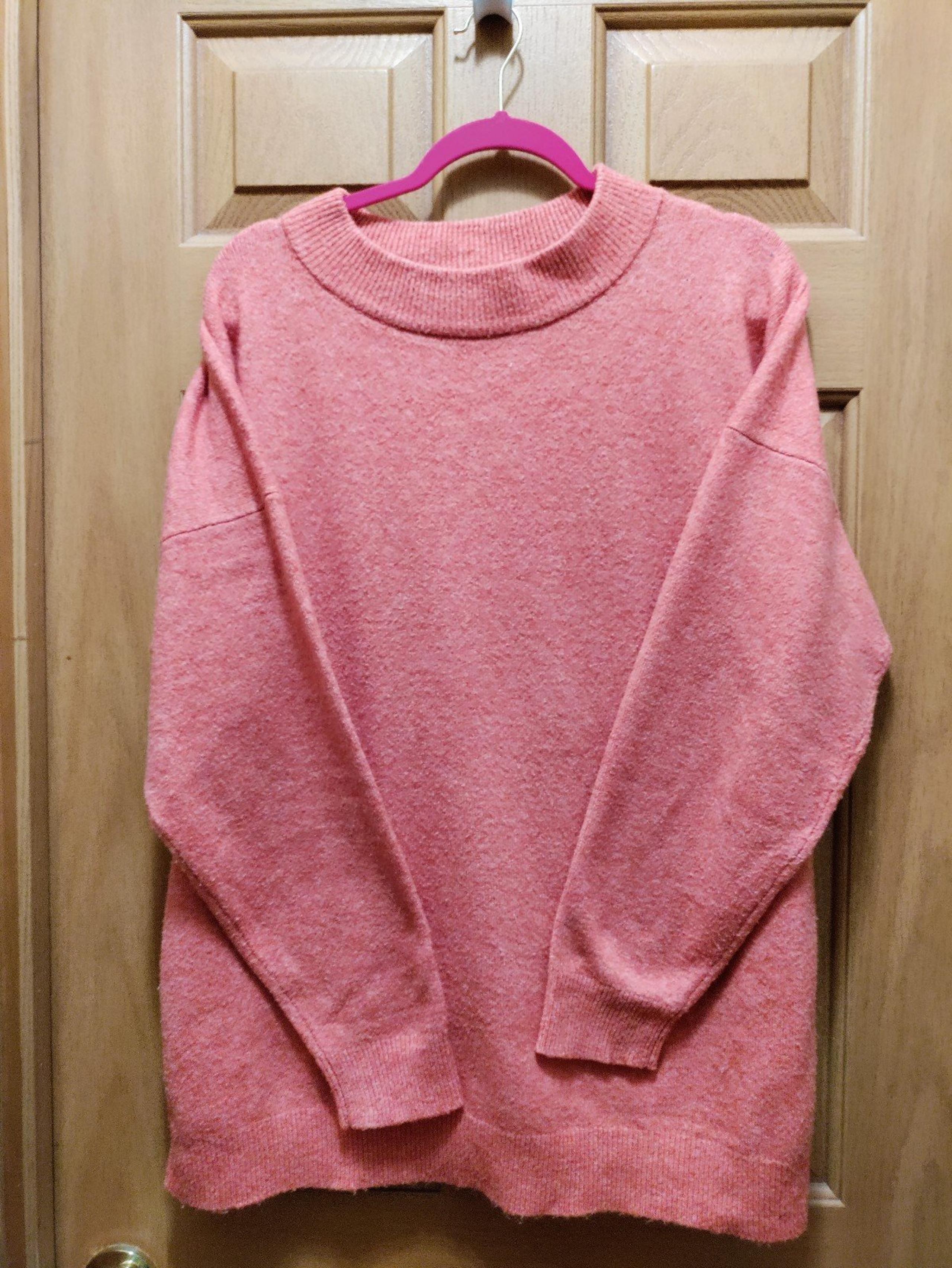 A new day coral crew neck sweater women's large
