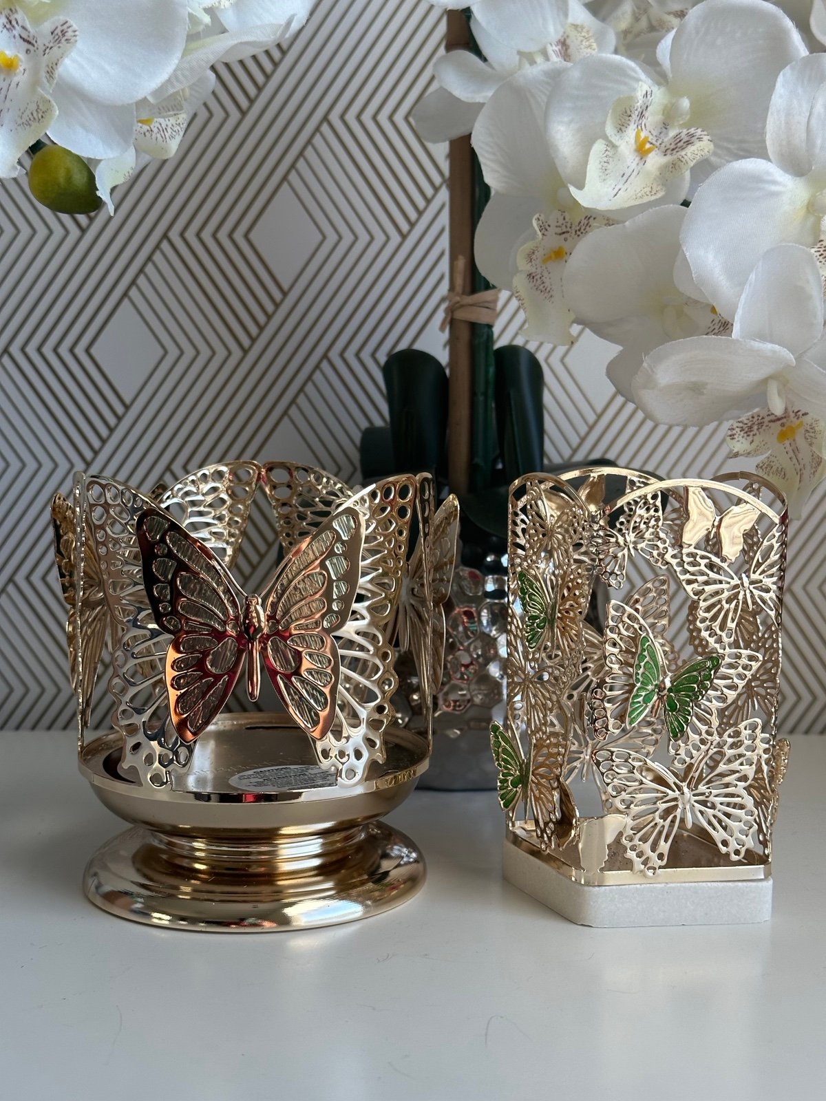 Bath and body works Butterfly Candle and soap holders