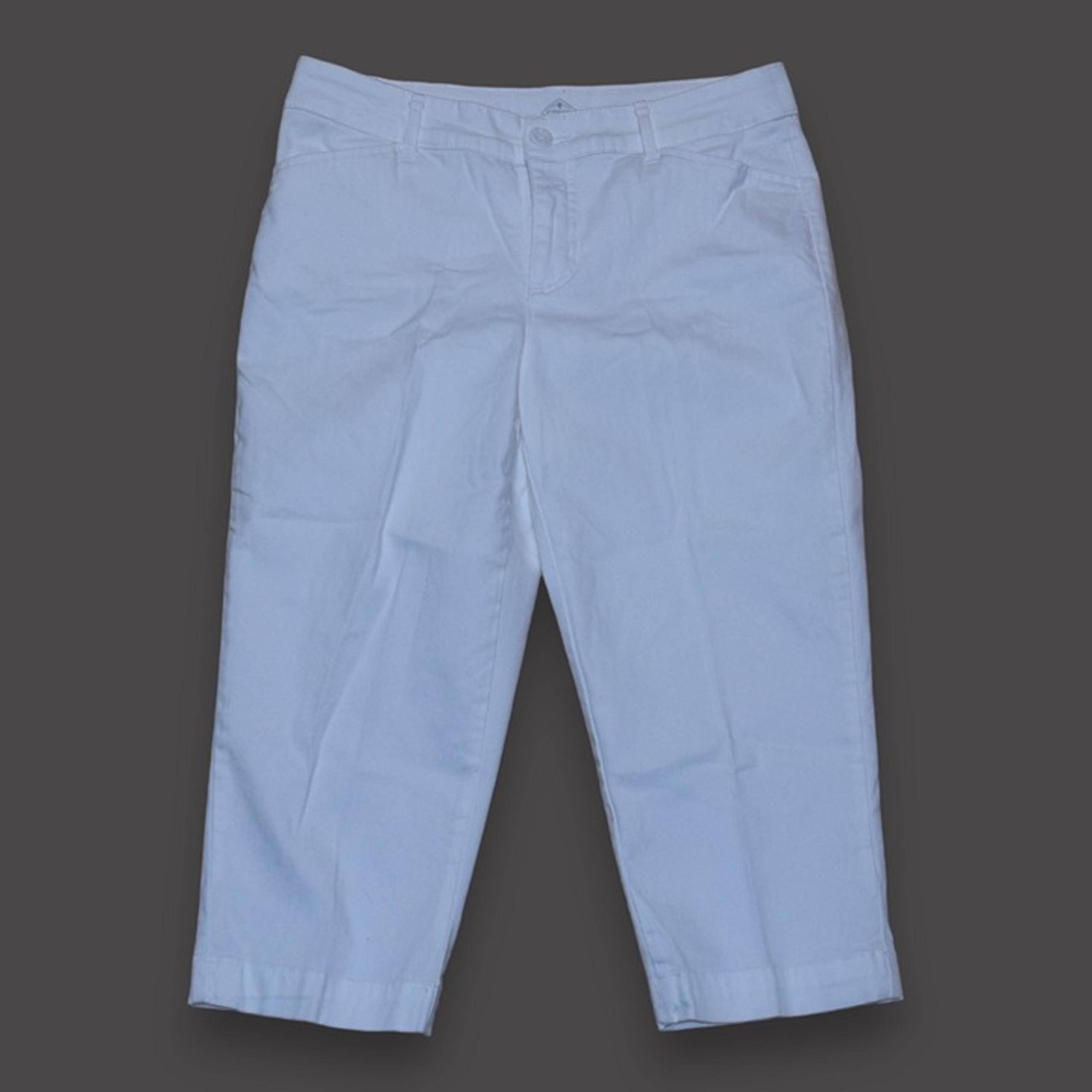 ST. JOHN'S BAY STRETCH Women's sz 8 white Capris Pants Crops GREAT CONDITION