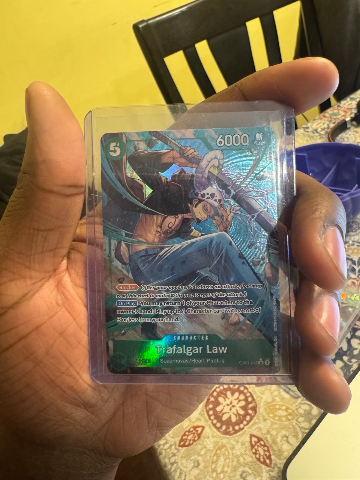 Traflagar Law alt art