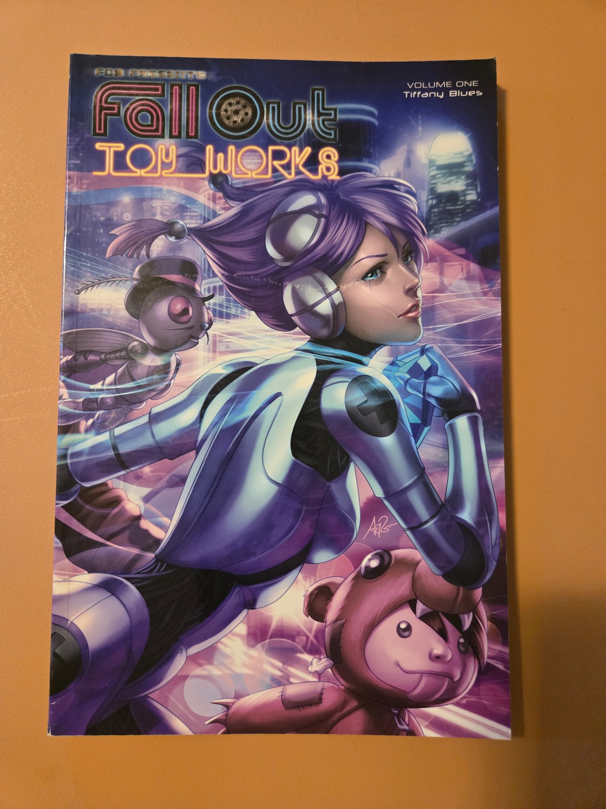 Fall Out Toy Works V1 Tiffany Blues TPB TP OOP Artgerm Rare Fall Out Boy