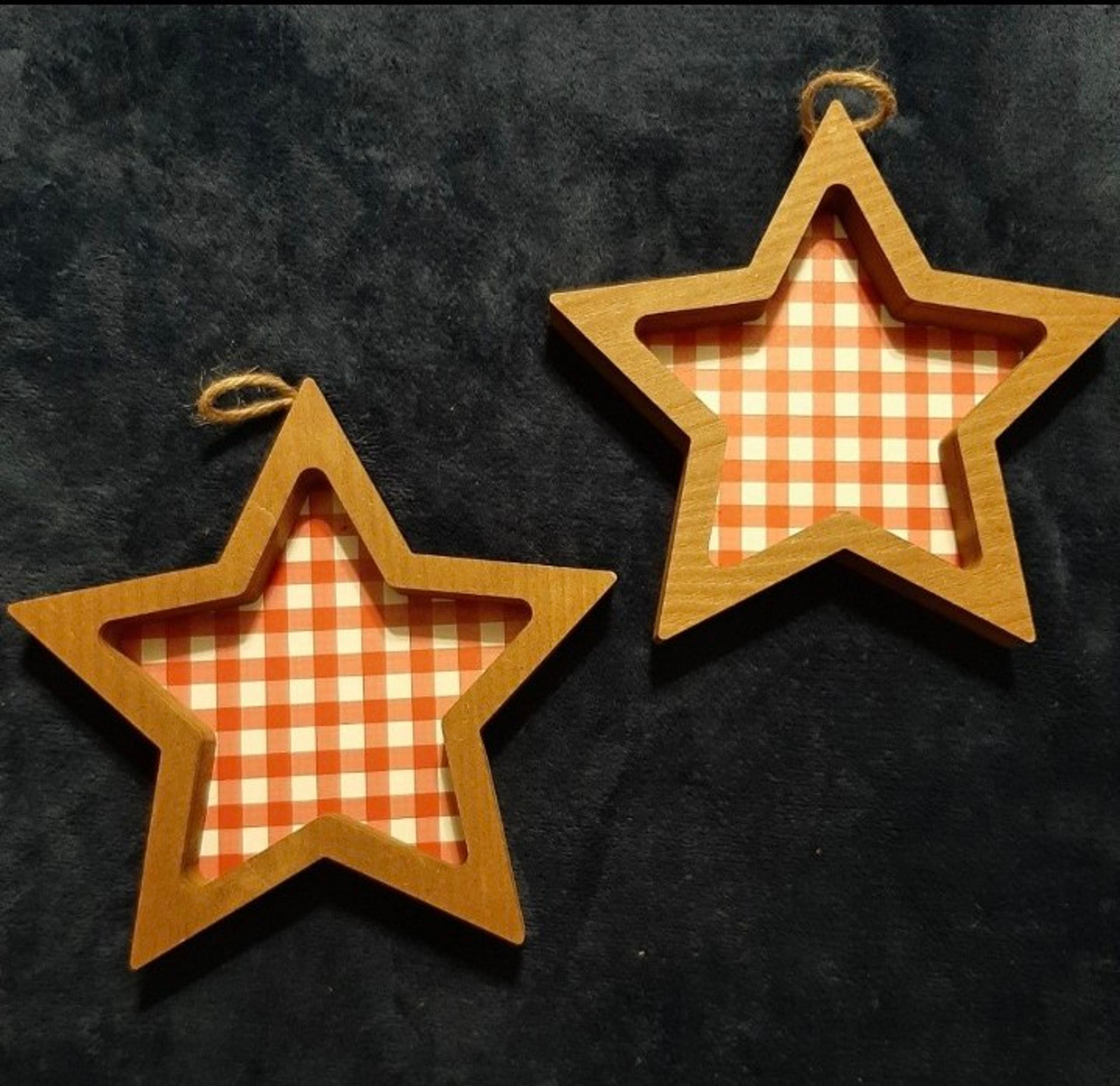 Pioneer Woman Wooden Gingham Stars