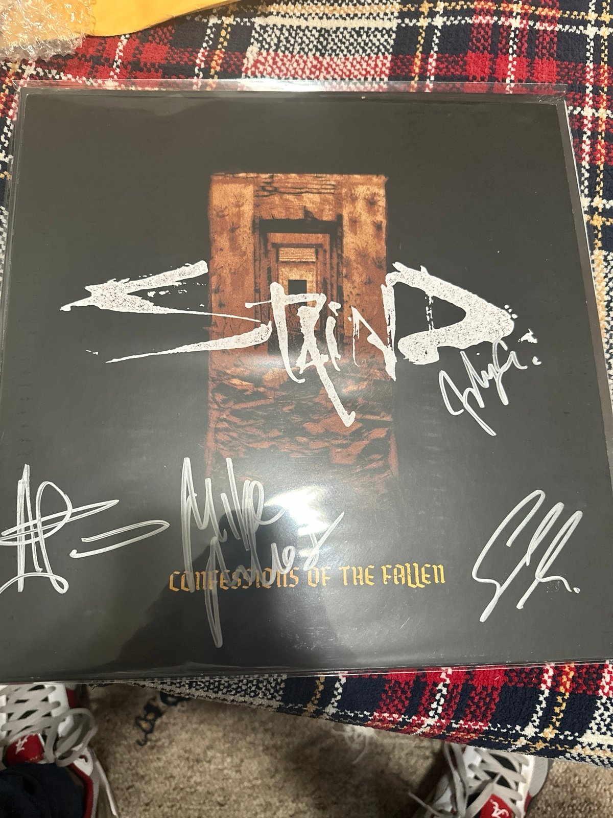 Staind signed insert with vinyl