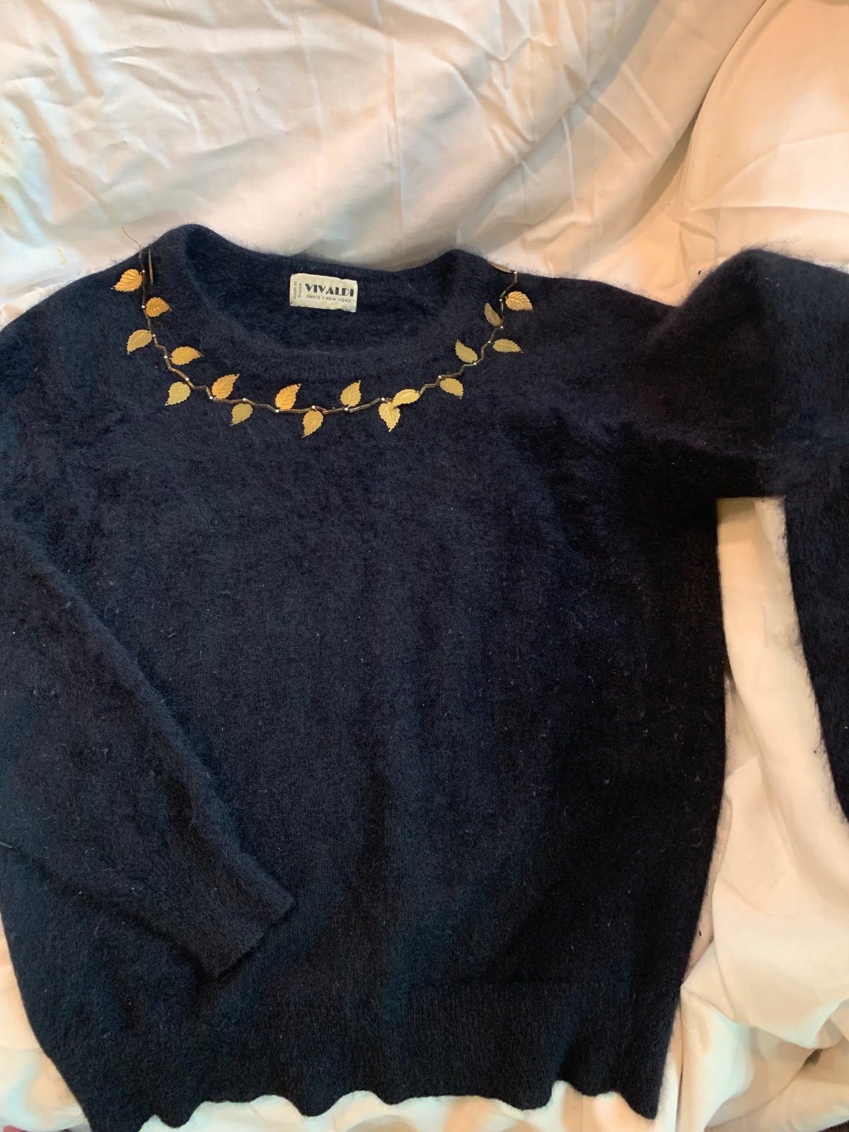 Vintage Vivaldi Small Sweater Cashmere New York Paris France Navy Blue