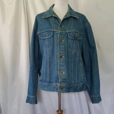 Hard Rock Cafe Honolulu Denim Trucker Jacket Oversized