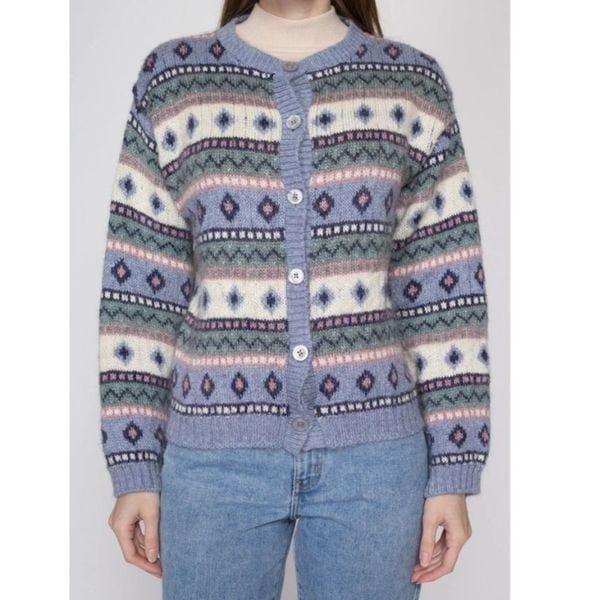 Vintage 90's L.L .Bean Pastel Fair Isle Front Button Cardigan in Size Large