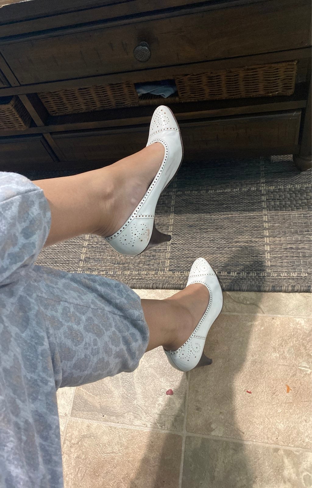 Salvatore Ferragamo shoes white heels 8