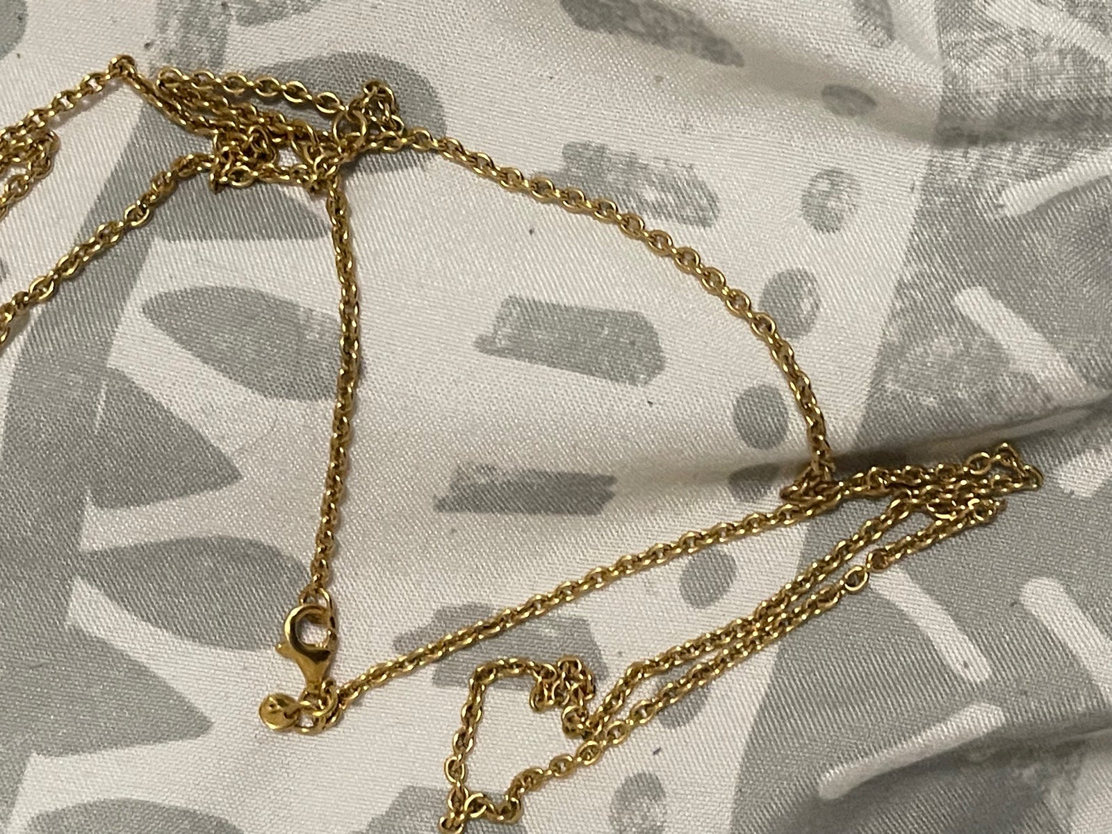 Authentic Pandora shine chain 21in
