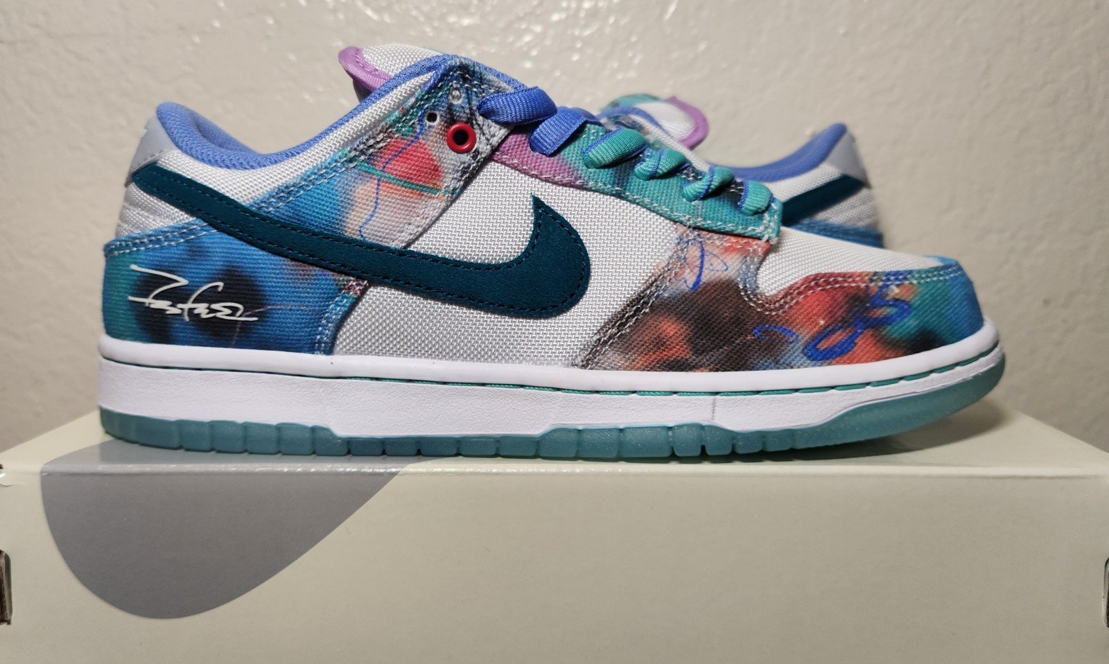 Nike sb futura