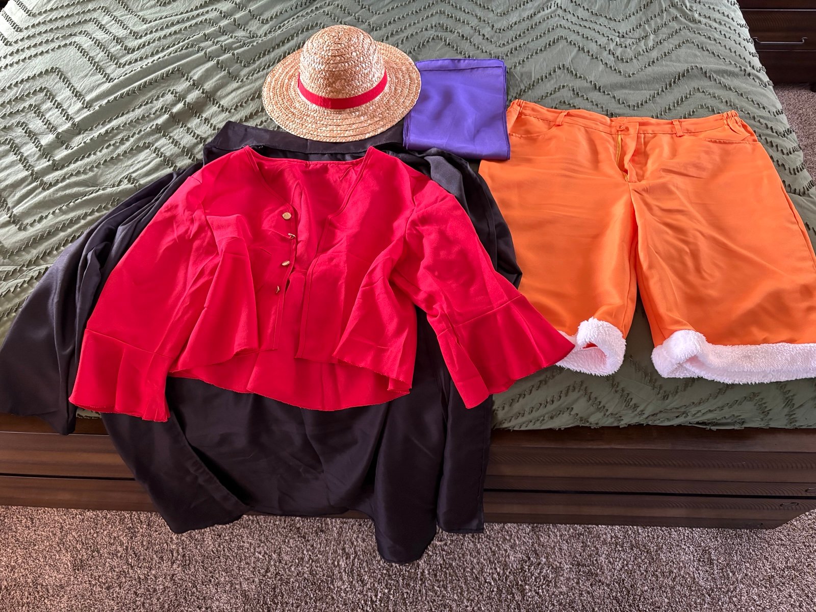 Adult luffy costume (XL)