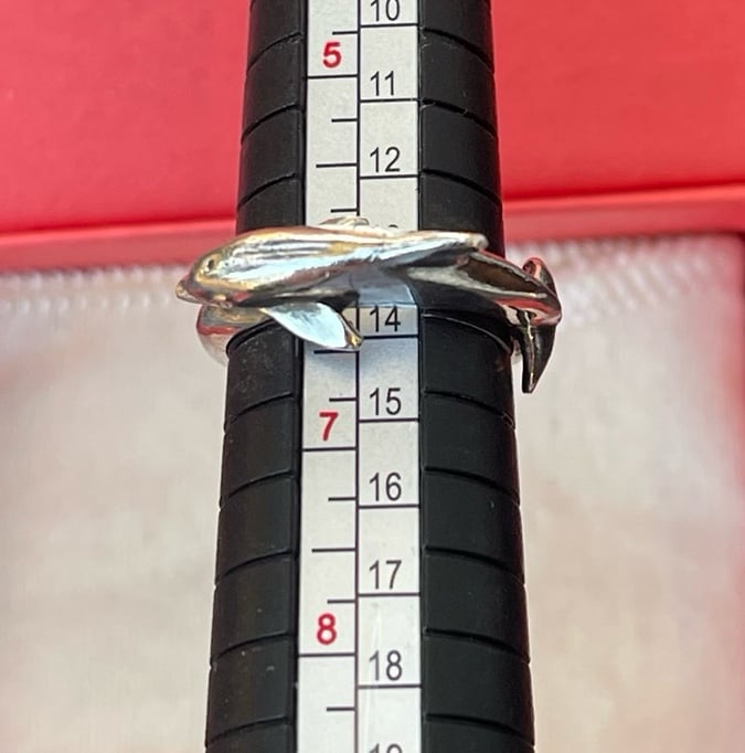 James Avery Dolphin Ring retired size 6
