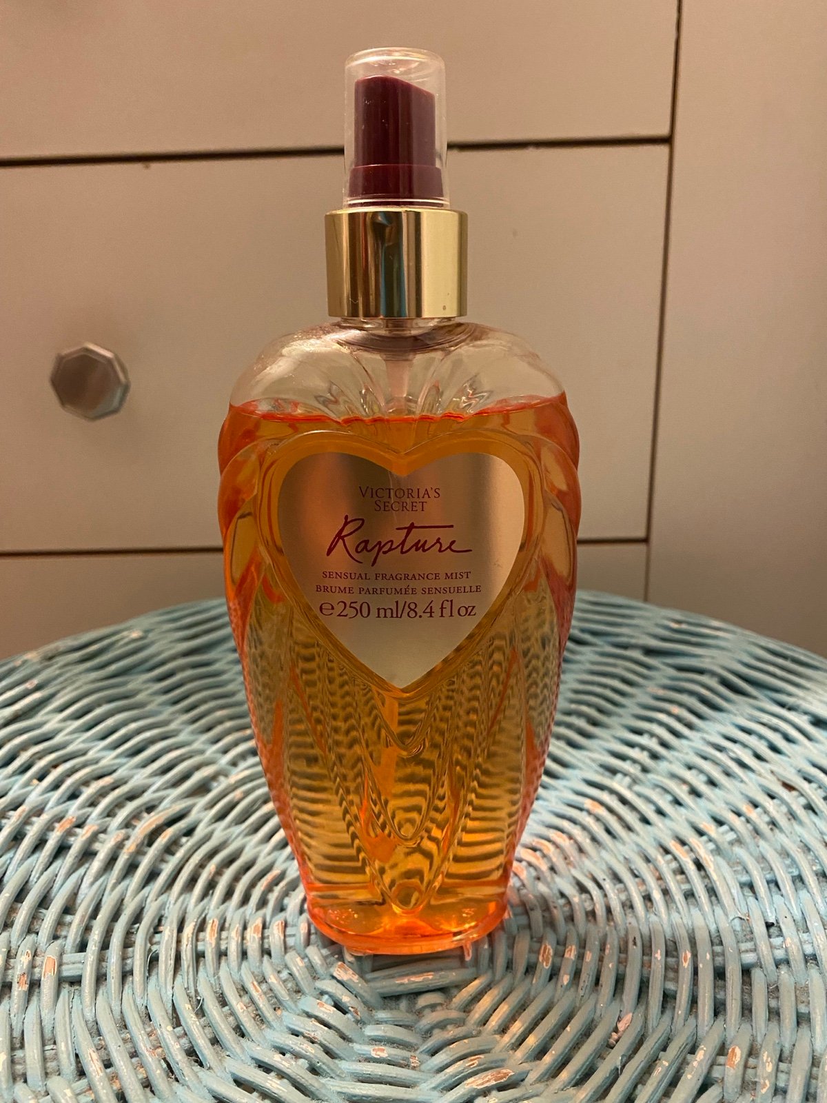 Rare Vintage Victorias Secret Rapture sensual fragrance mist 8.4 0z 98% full