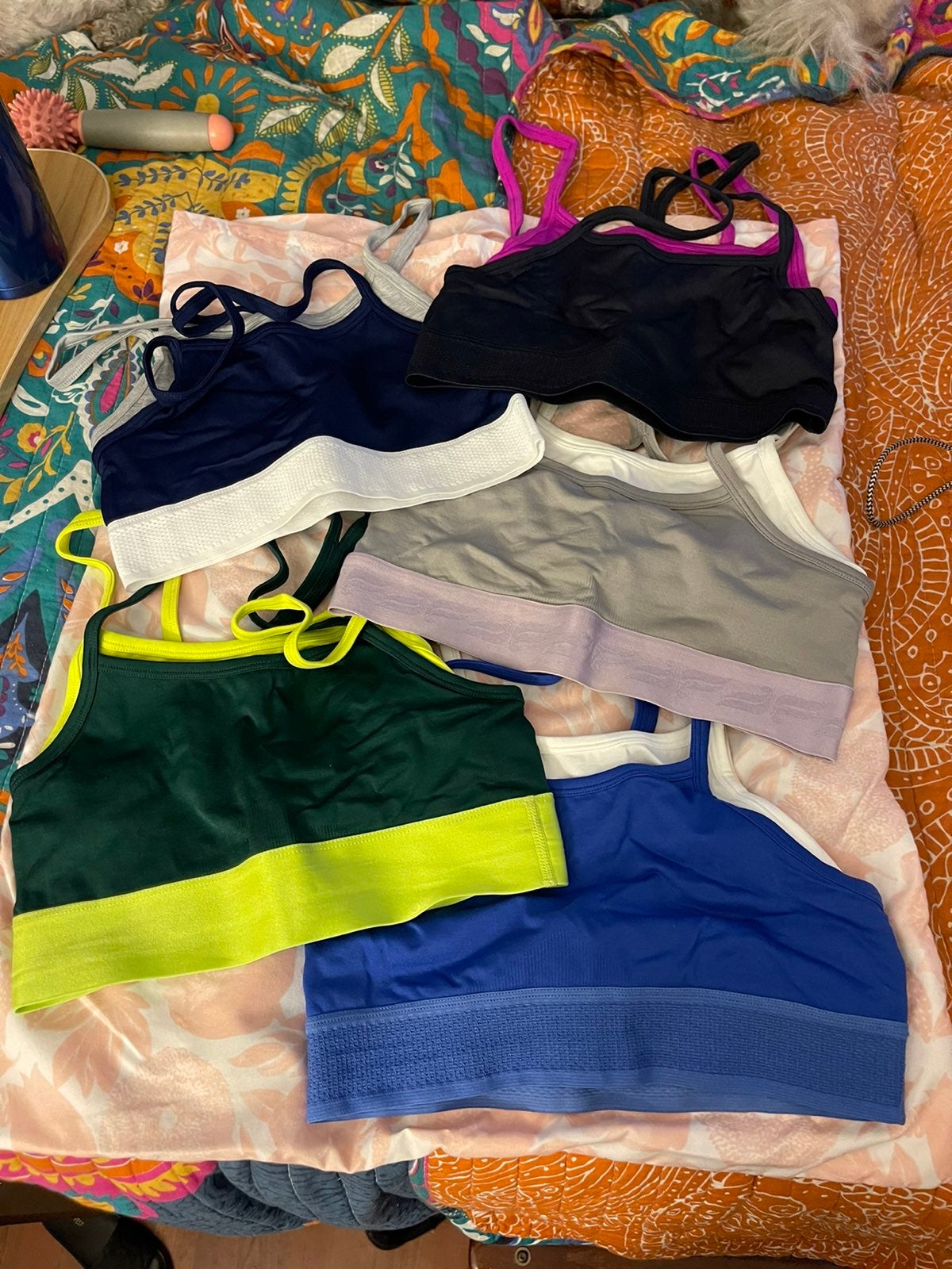 Lot/Bundle of 5 Fabletics Poppy Seamless Sports bra II