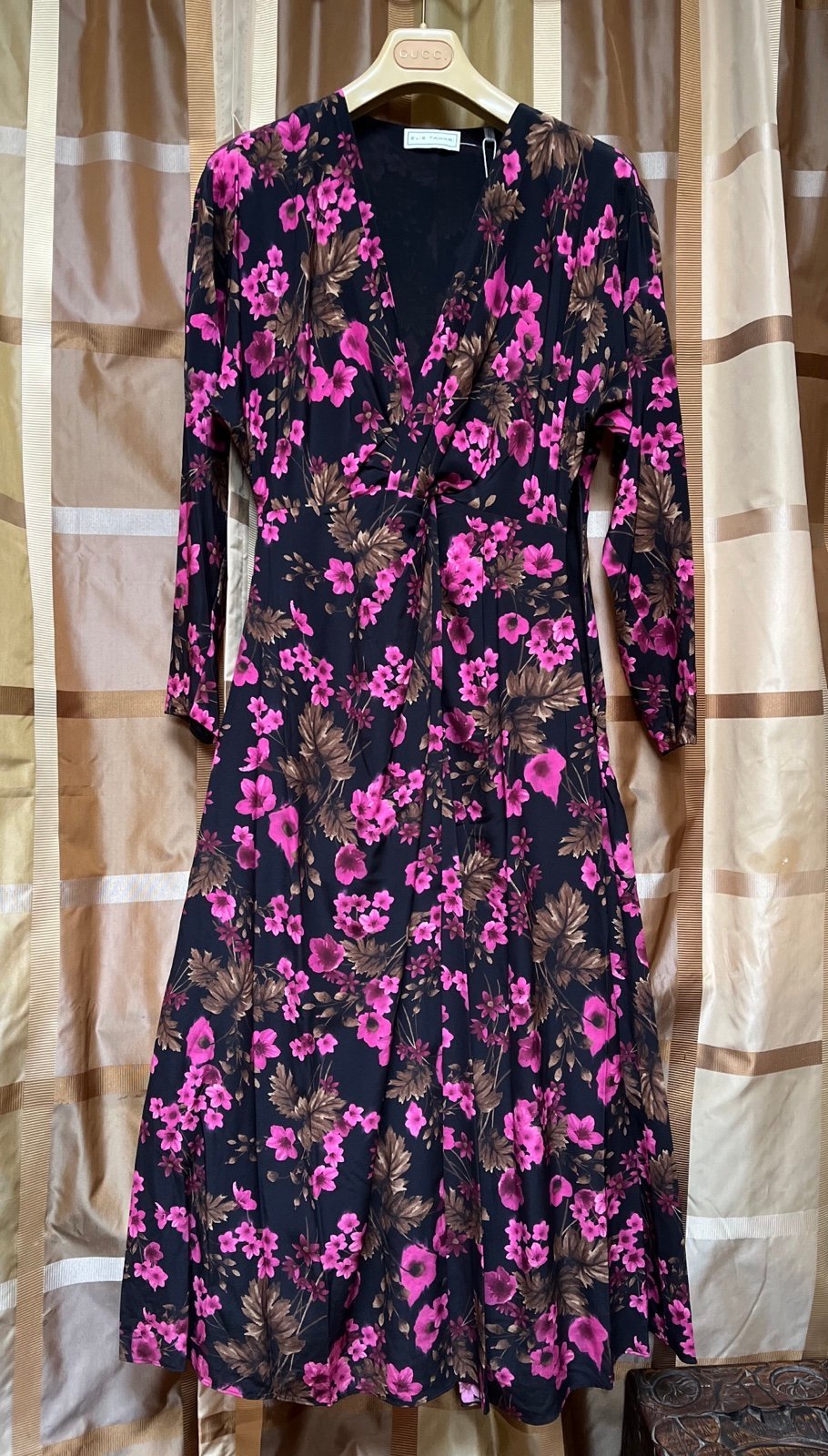 GORGEOUS DRESS FOR HOLIDAY AND MORE