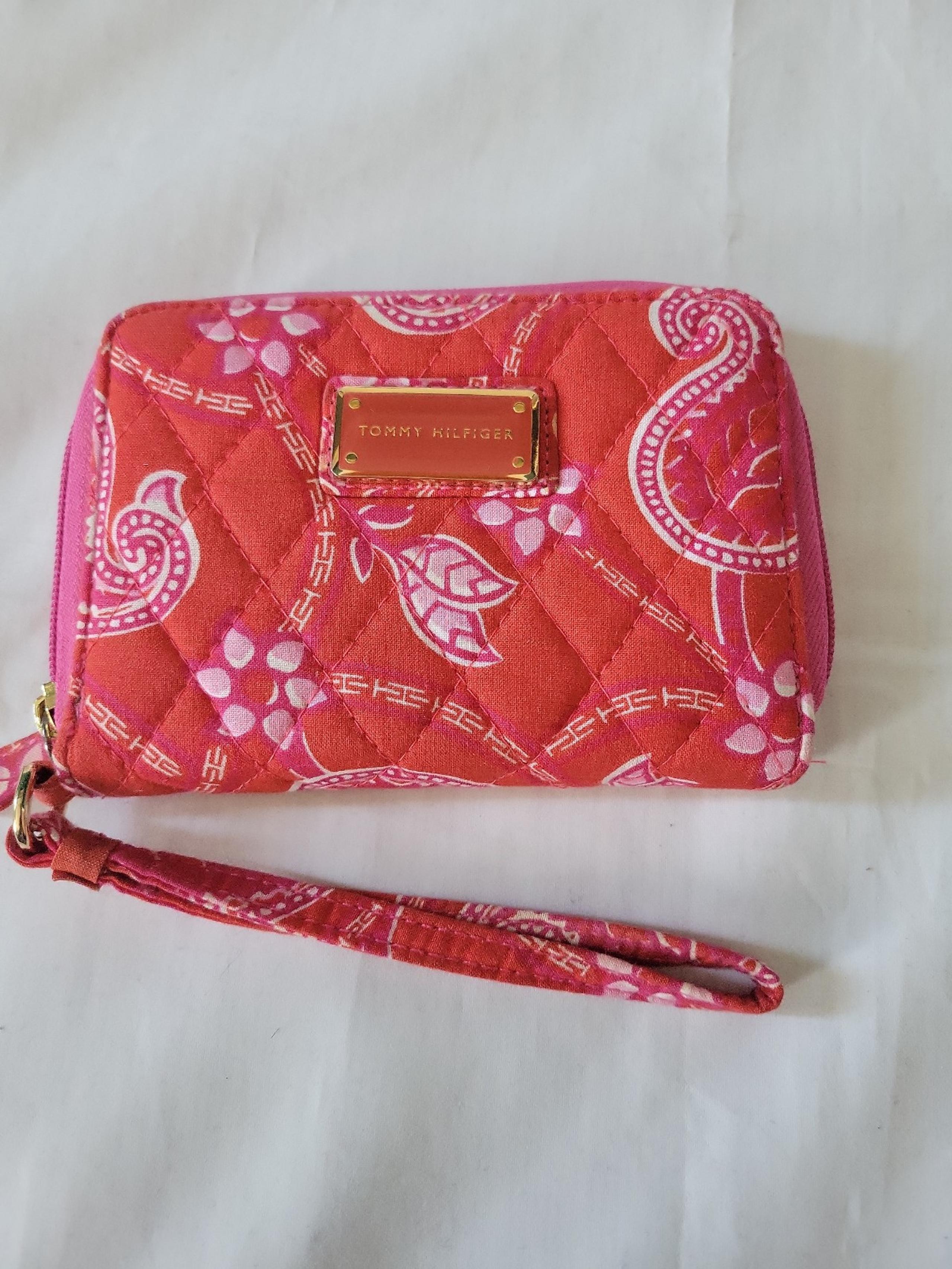 TOMMY HILFIGER WALLET, WRISTLET