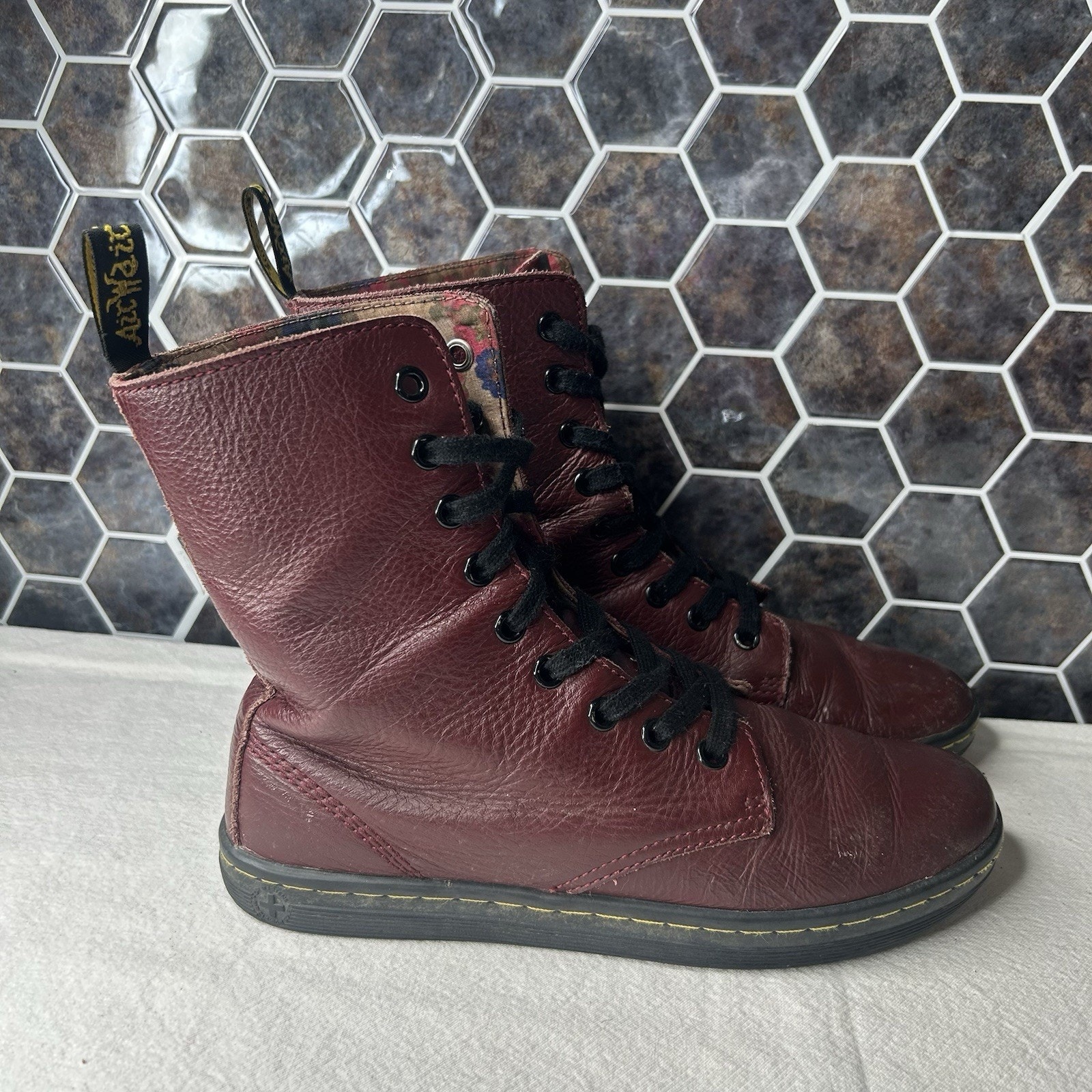 Doc Dr Martens Stratford Women's Size US 7 Red Boots Leather Floral Roll Down