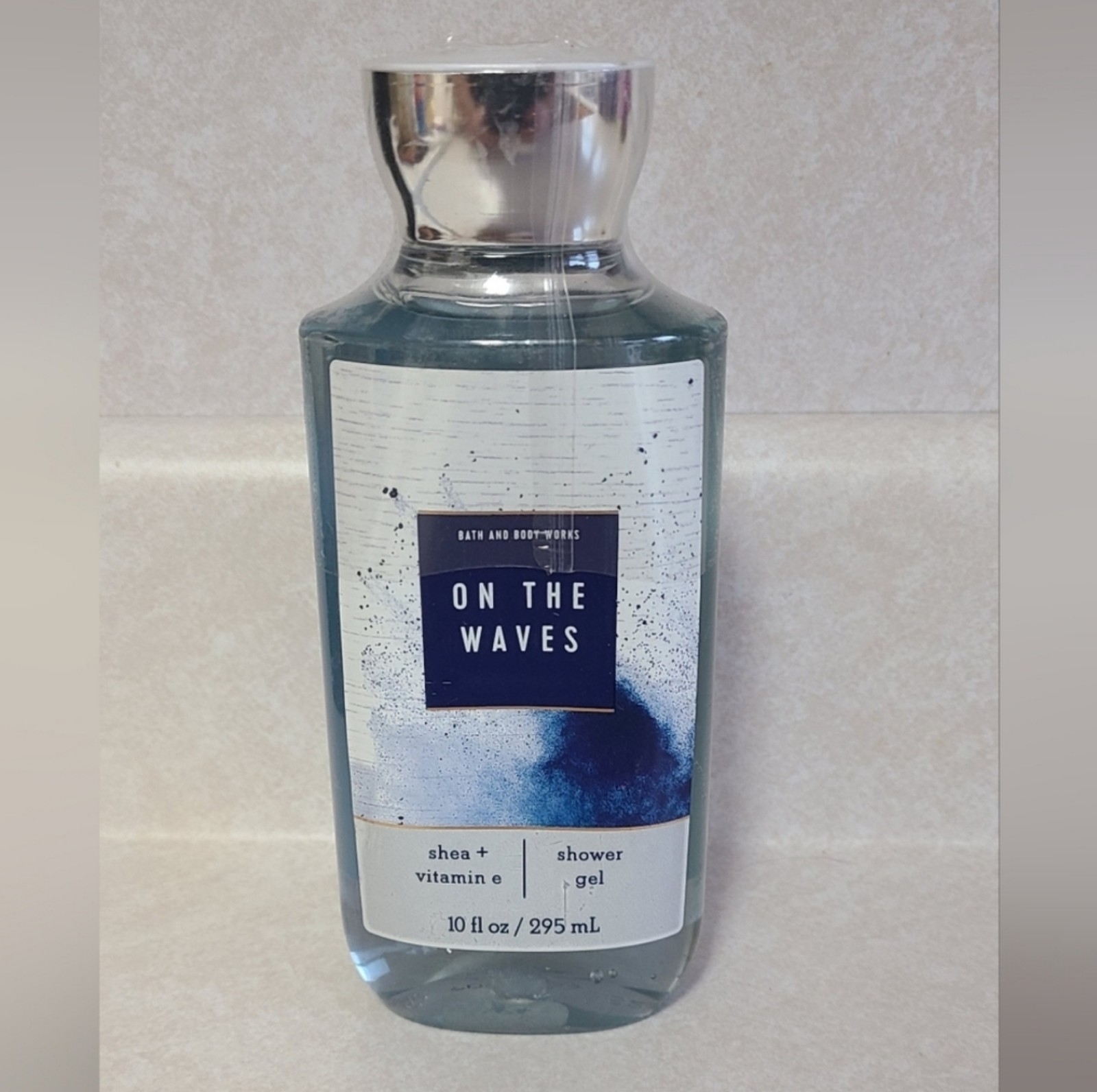 Bath and Body Works ON THE WAVES Shea + Vitamin E Shower Gel ~ 10 fl.oz.