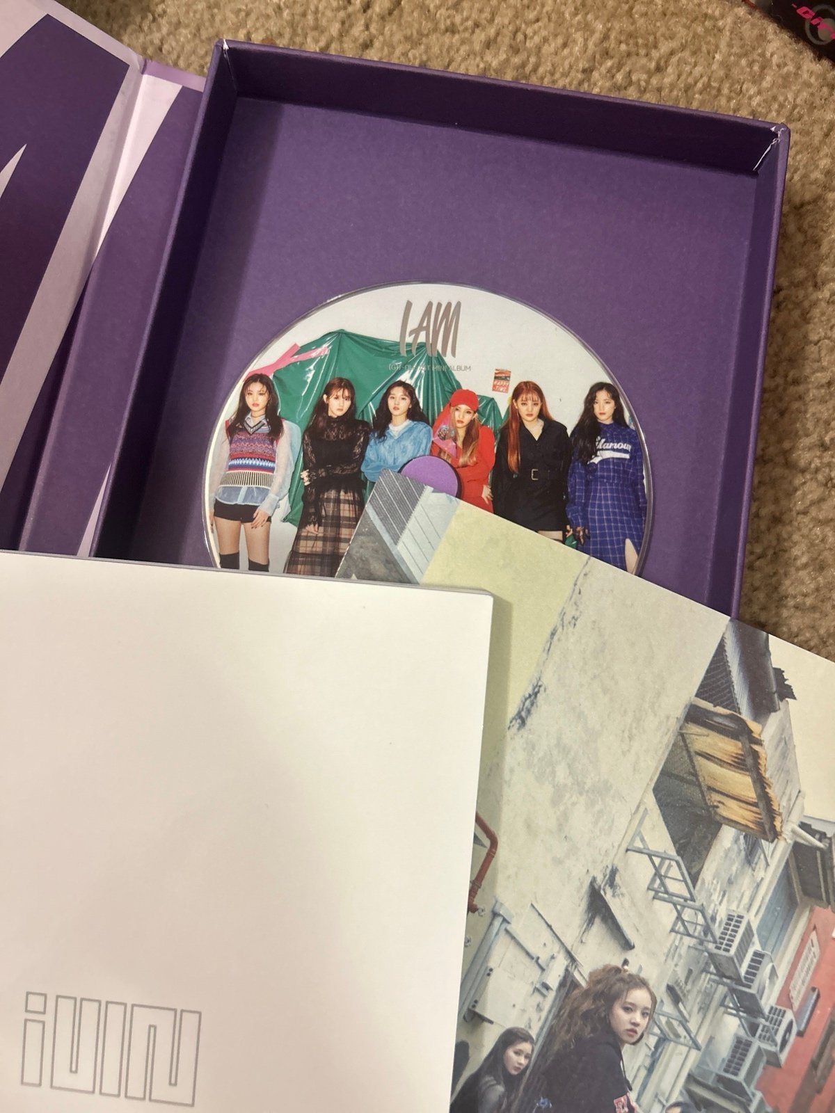 G)I-DLE “I am” album