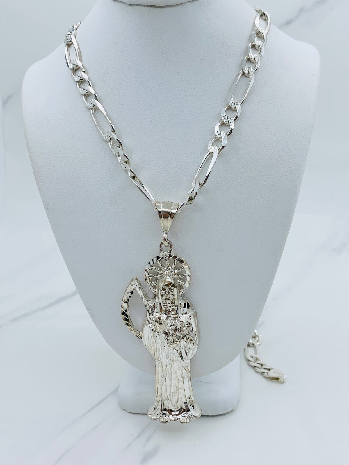 925 Sterling Silver Necklace and pendant Santa Muerte 26”