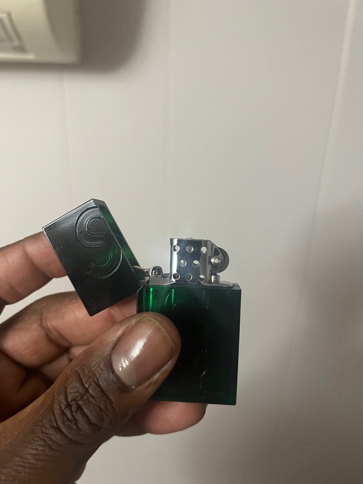 Supreme Green Ligther