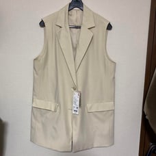 Unused UNIQLO Cream Long Gilet (Vest) Size L