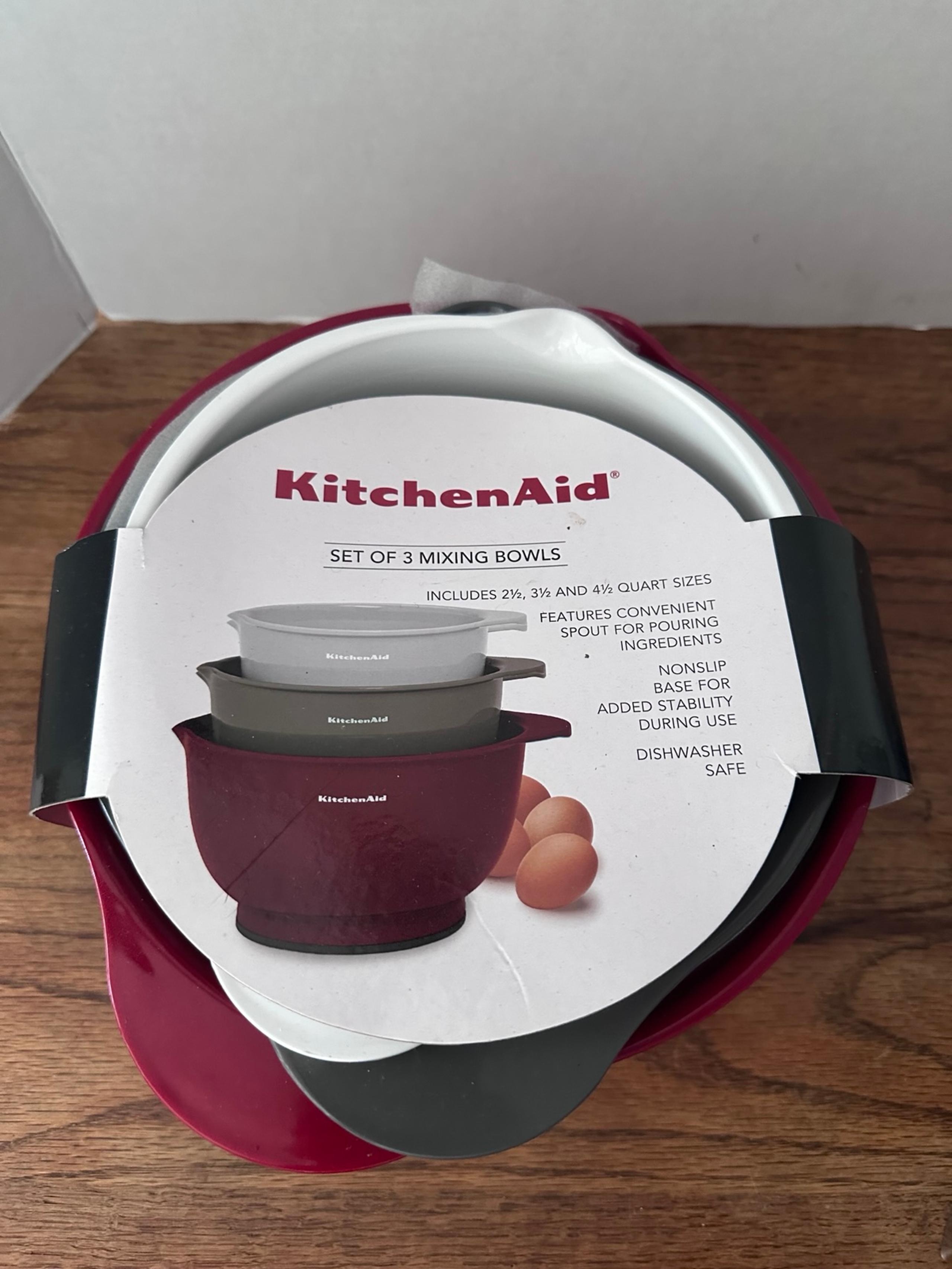 Kitchenaid BPA-Free Plastic Set of 3 Mixing Bowls with Soft Foot 3 color
