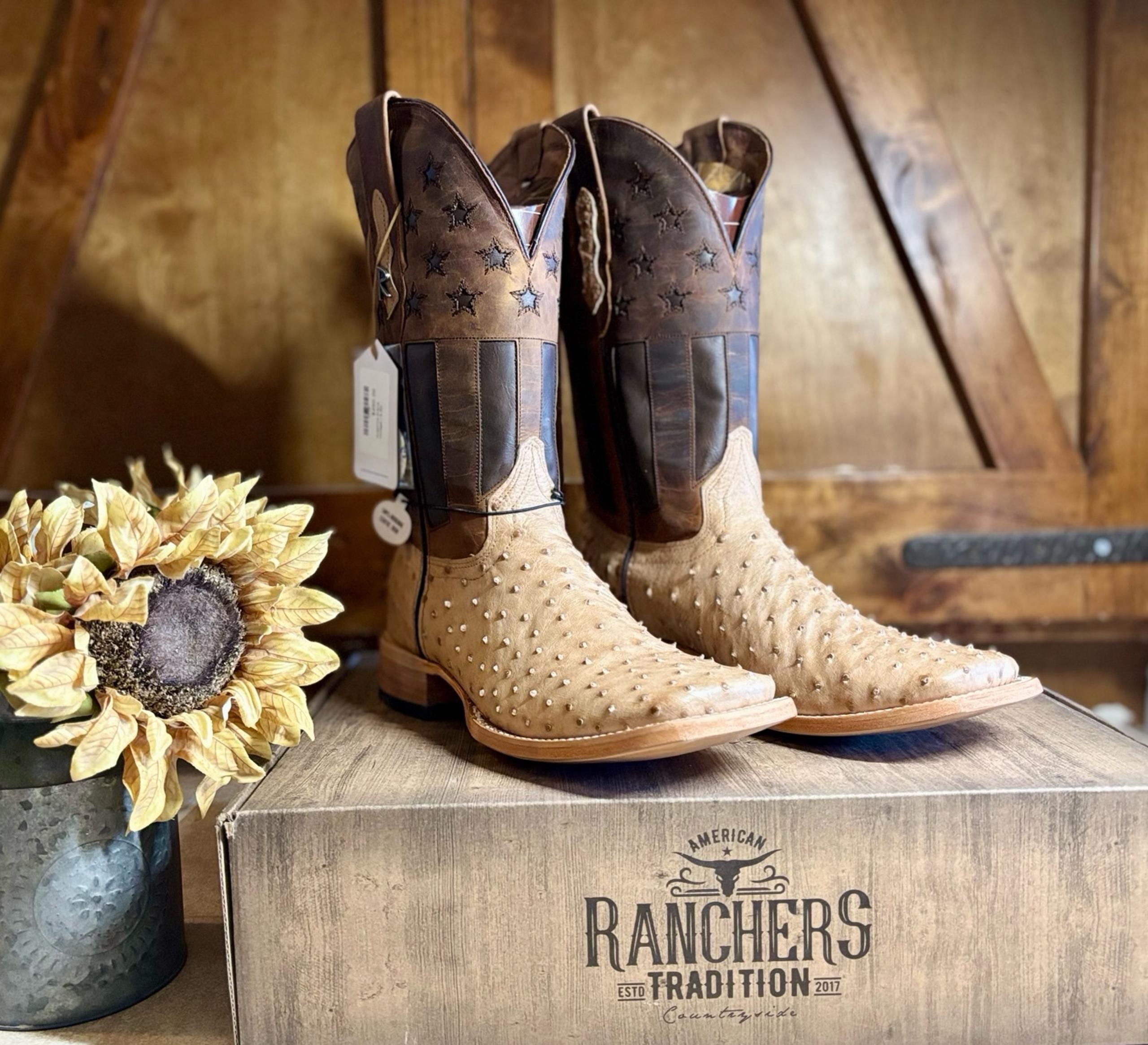 New with tags mens full quill ostrich cowboy boots, wide square toe, SIZE 9.5