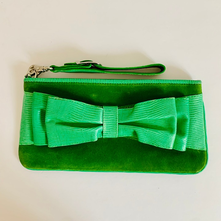 ISABELLA FIORE SUEDE AND EPI LEATHER BOW CLUTCH WRISTLET WITH BOW