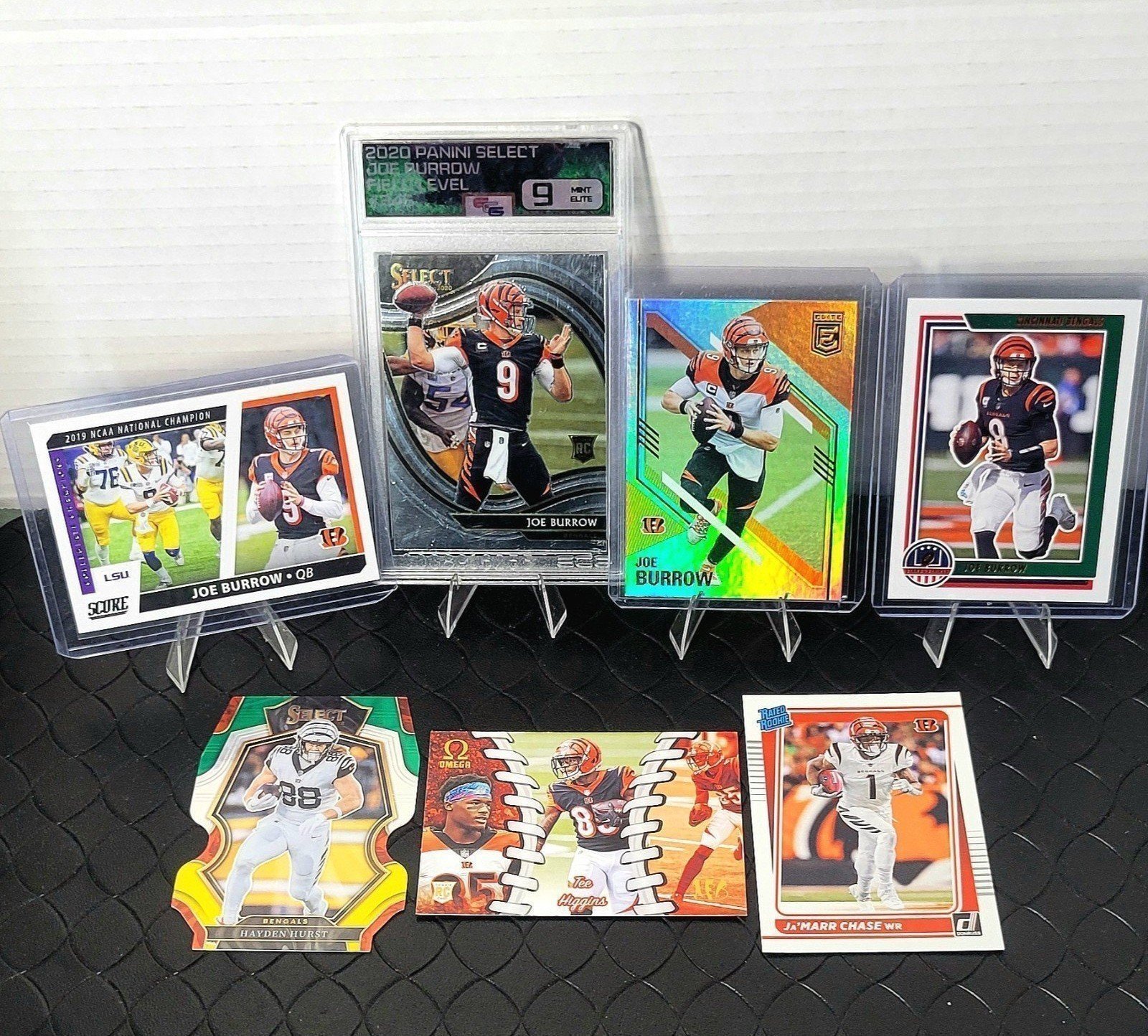 JOE BURROW SELECT ROOKIE GM MINT 9, JAMARR CHASE RC, TEE HIGGINS RC, HURST LOT
