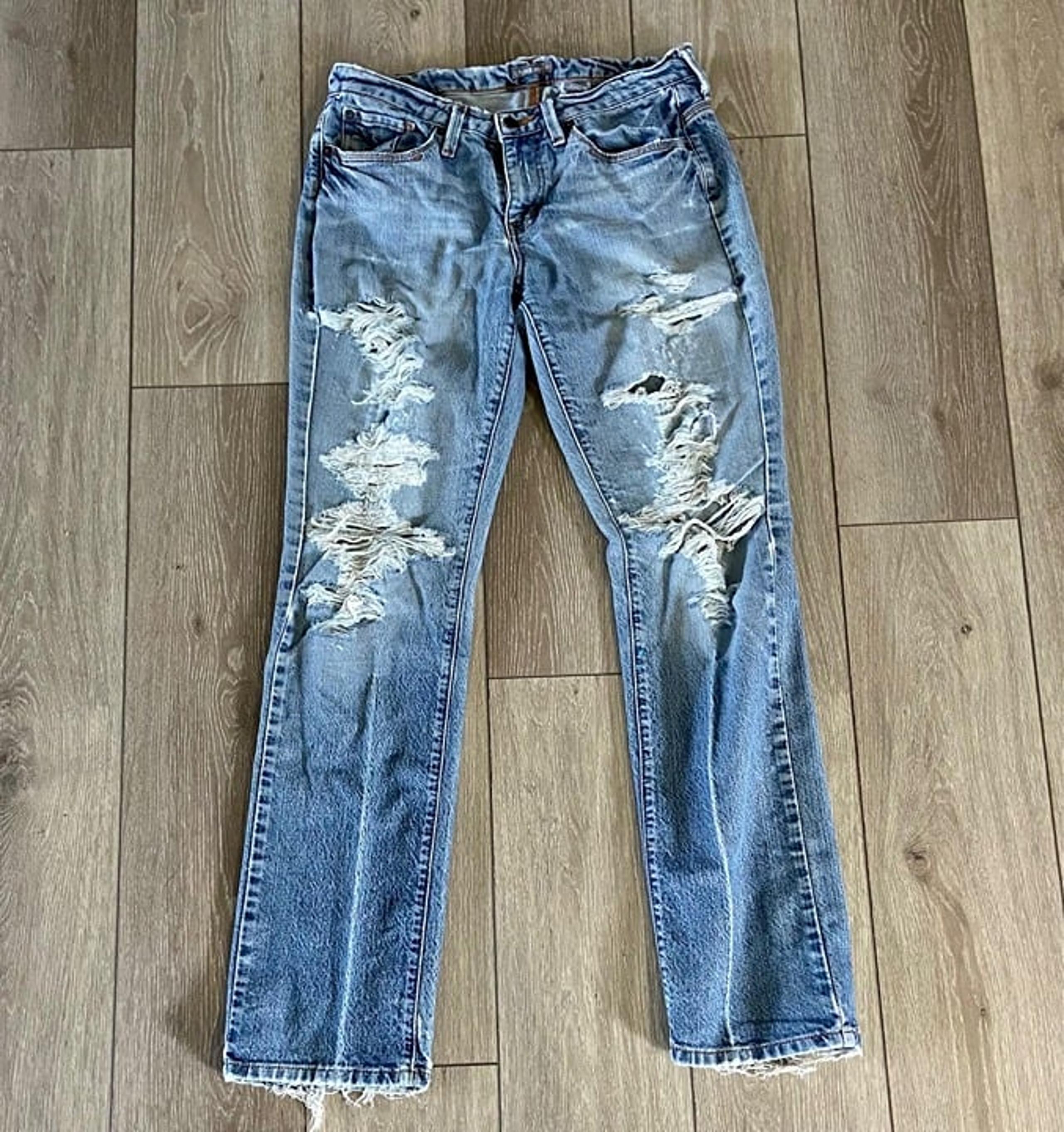 Apt 9 Stretch Blue Jeans - size 8