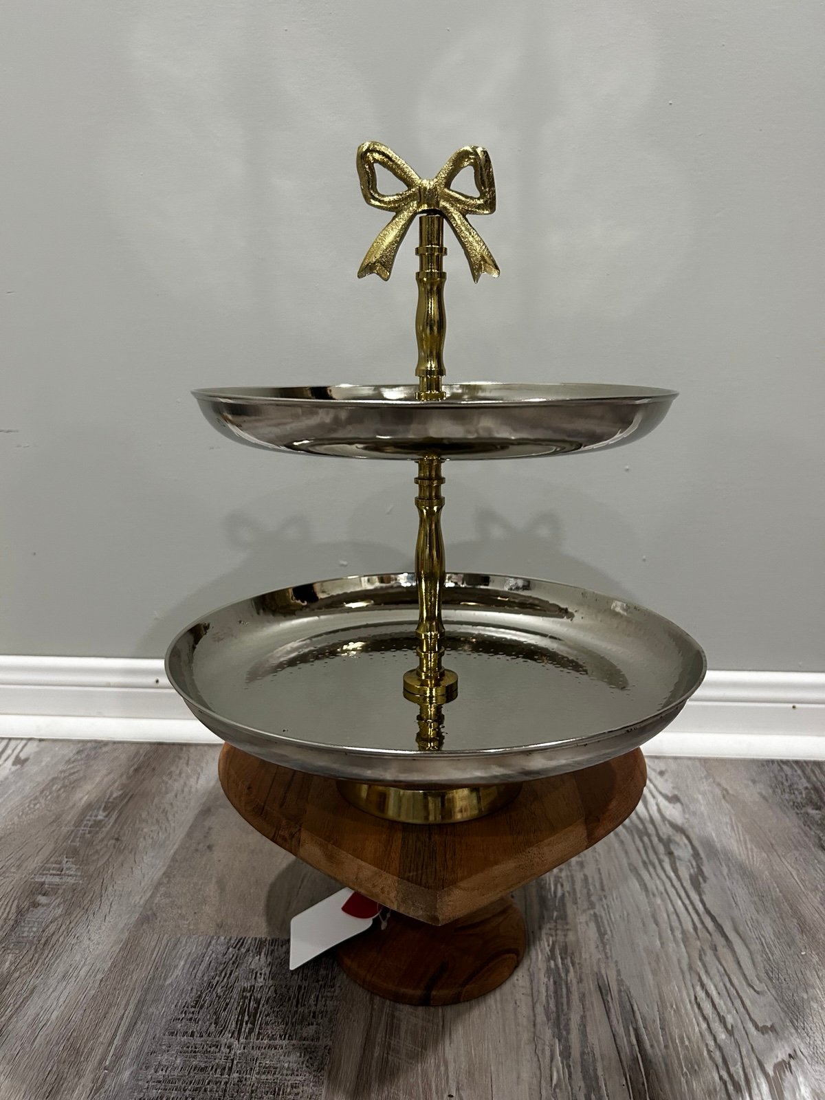 Bow tray