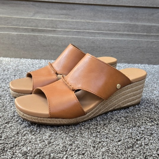 UGG Eirene Sandals Leather Wedge Espadrille NEW size 9