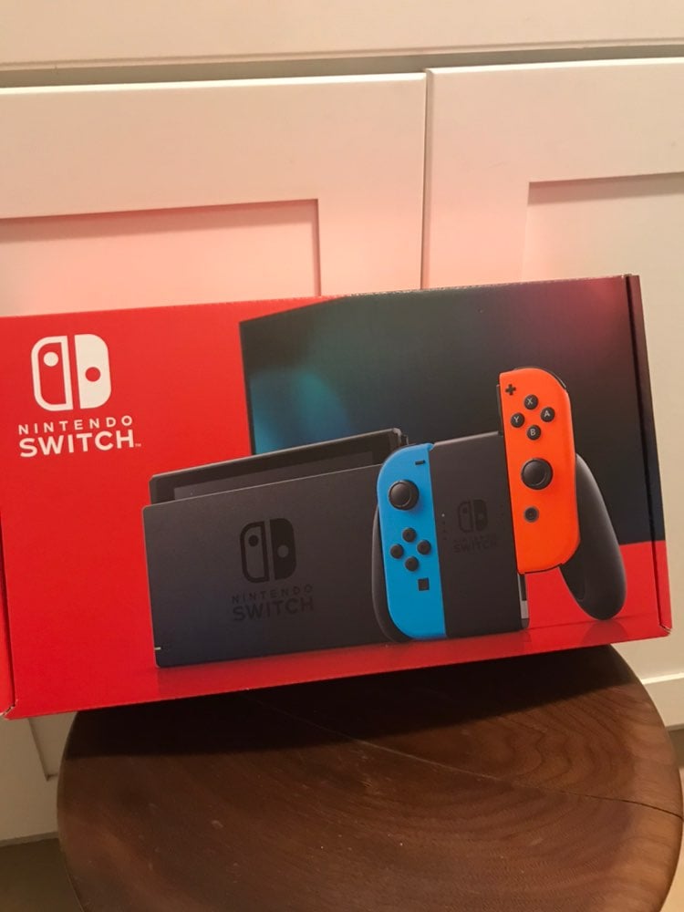 NEW NINTENDO SWITCH CONSOLE NEON JOY-CON